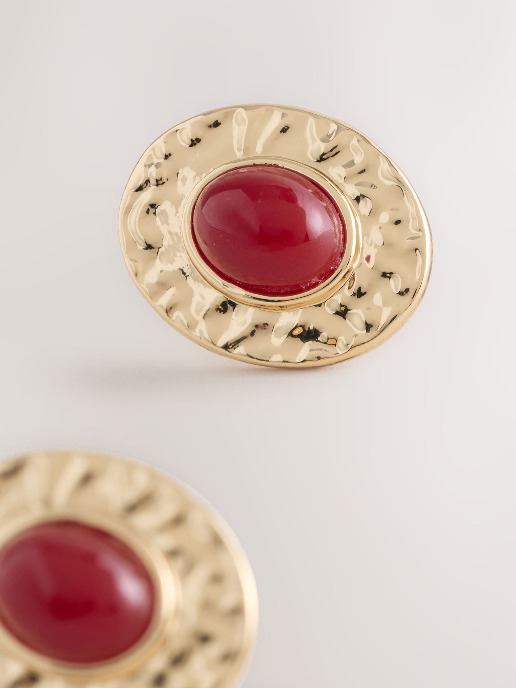 Gold tone red resin heritage oval stud earrings - British product