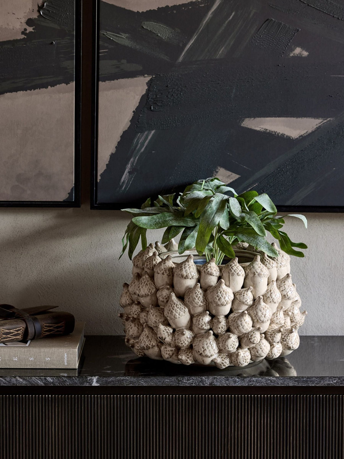 Libra Interiors cream acorn cluster planter, UK version