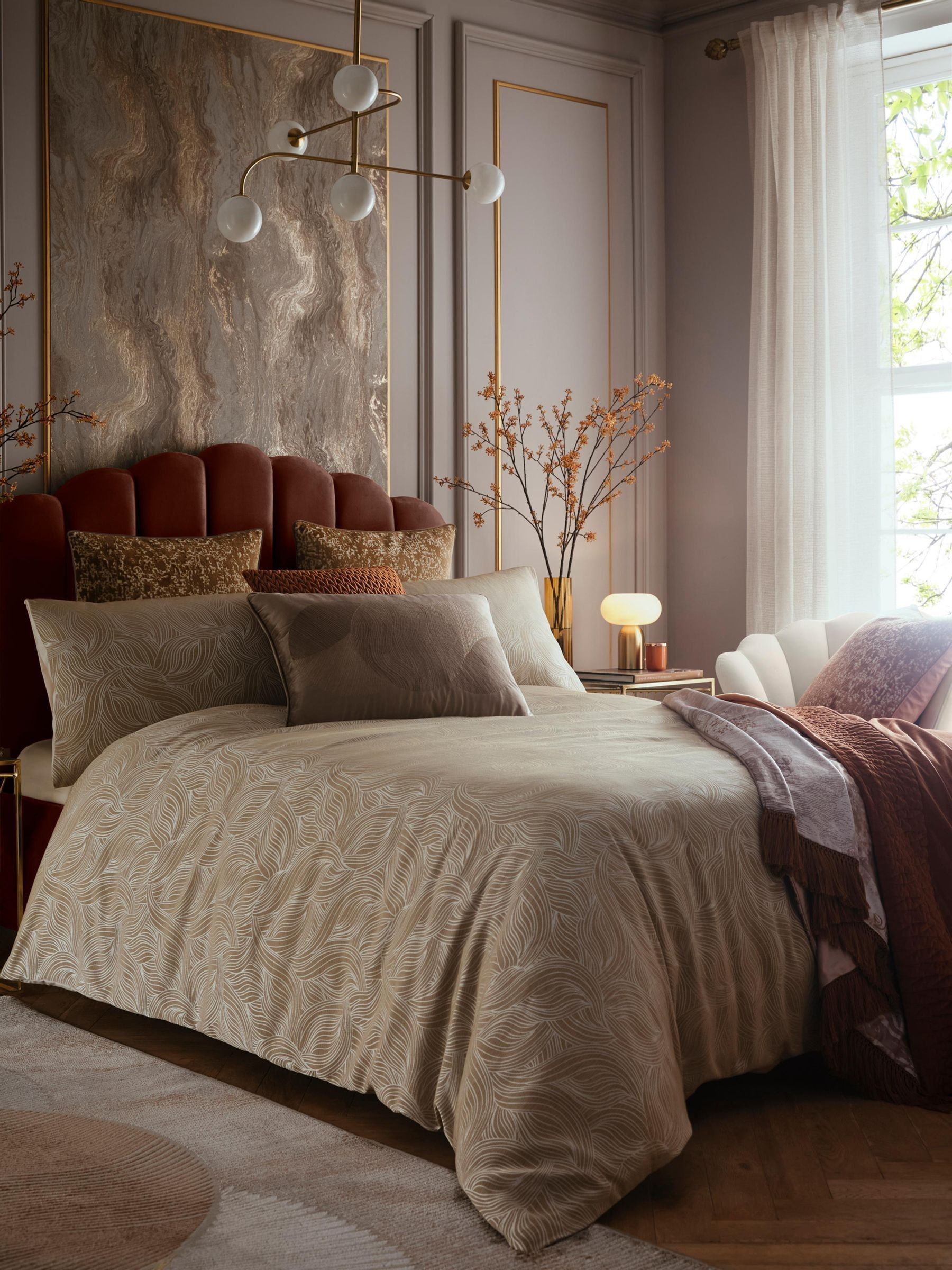 Laurence Llewelyn-Bowen Venus Primavera velvet throw, UK version