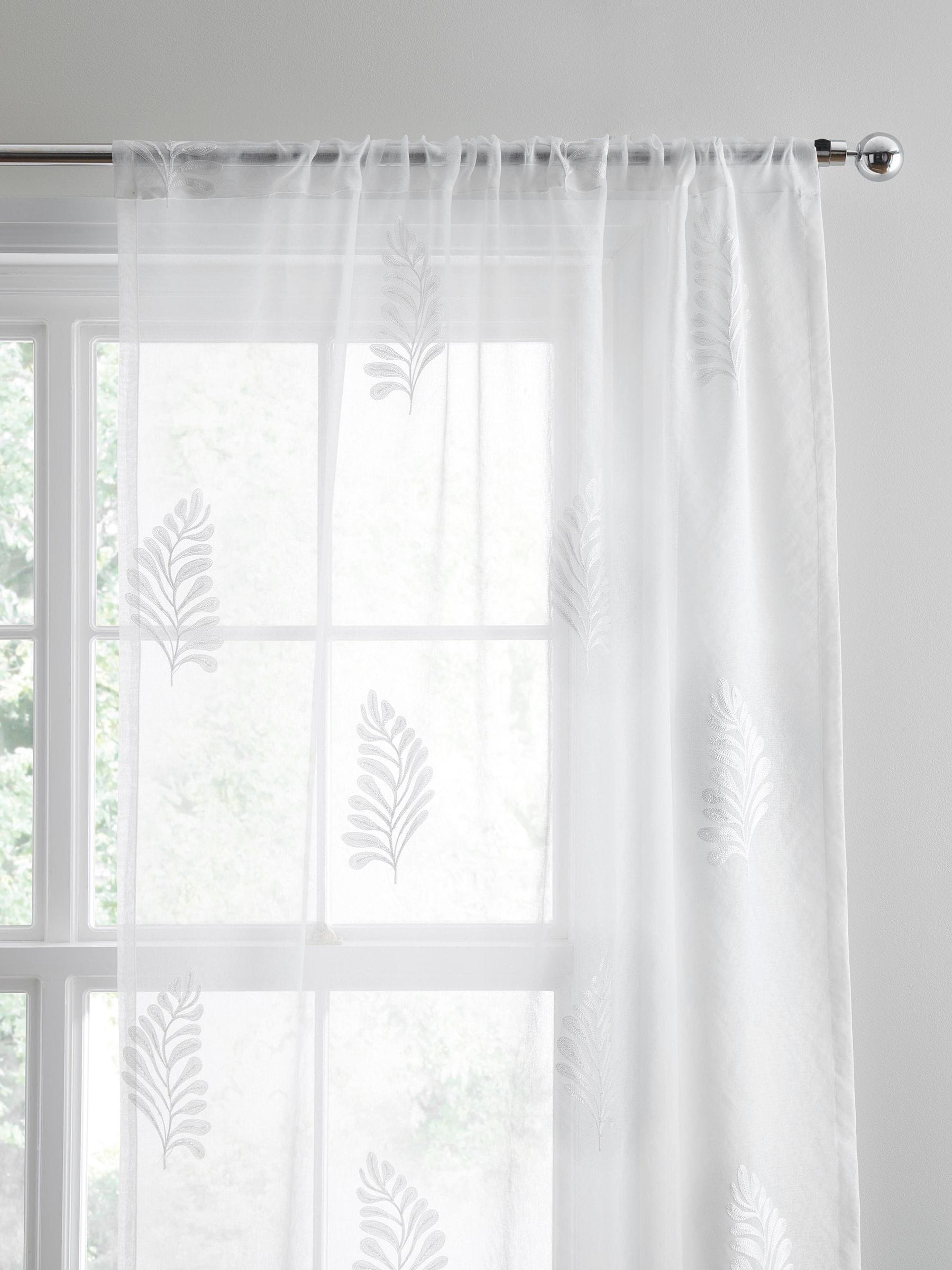 Appletree embroidered leaf voile panel - British product