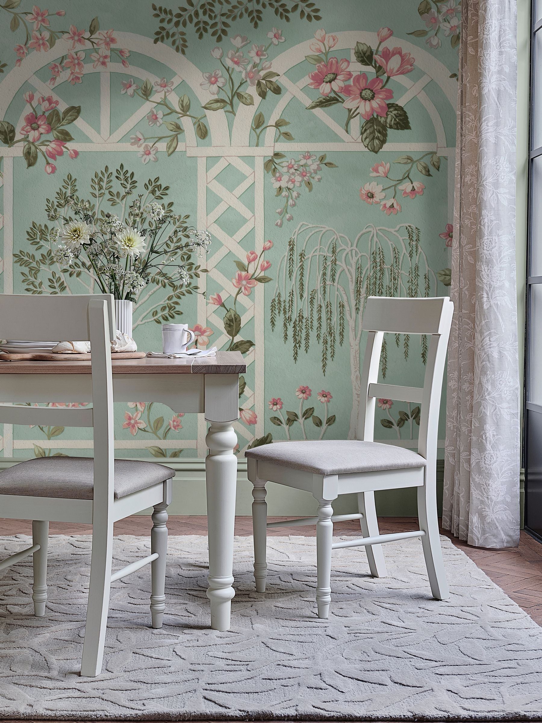 Laura Ashley Arlingham Gardens mural sample A4, UK version