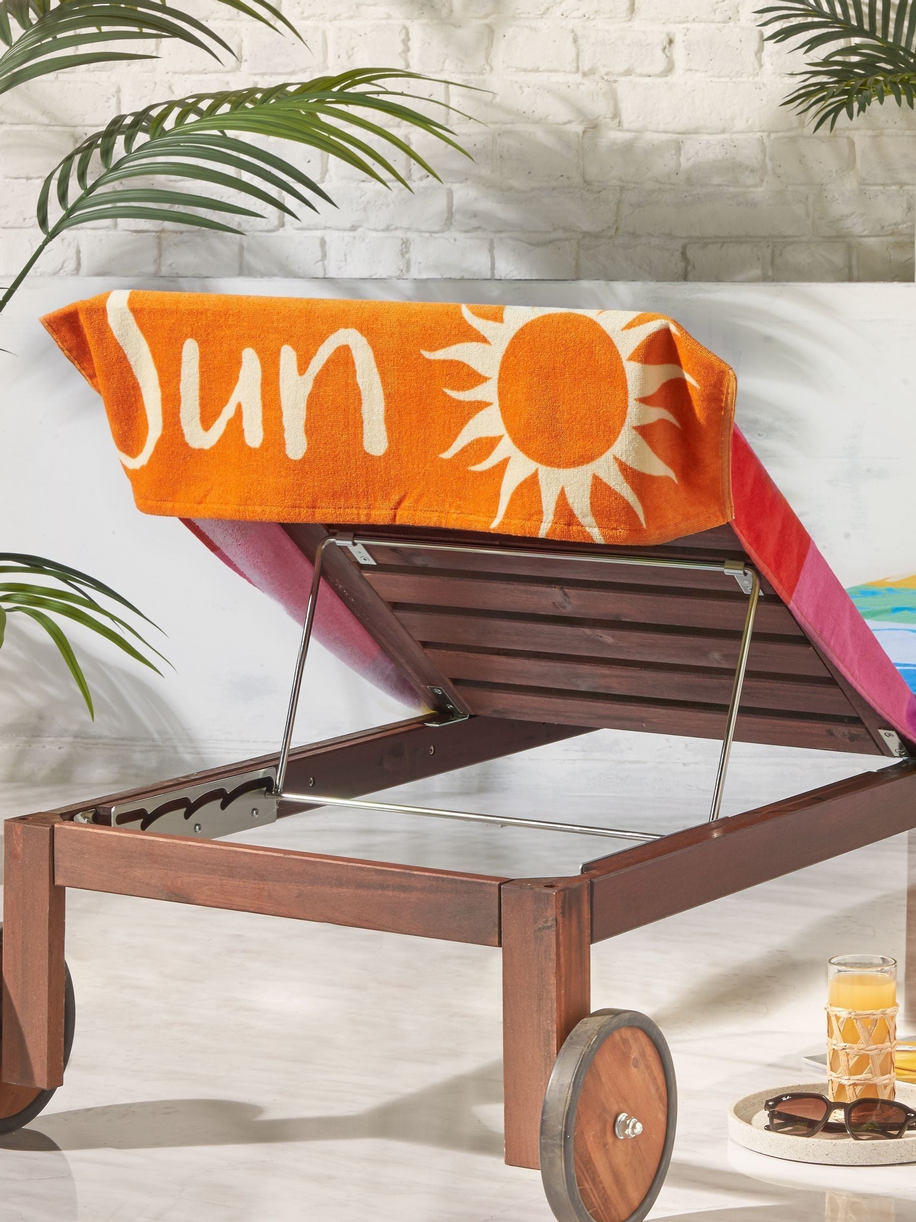 Catherine Lansfield bright block stripe sun lounger towel 92x180cm, UK version