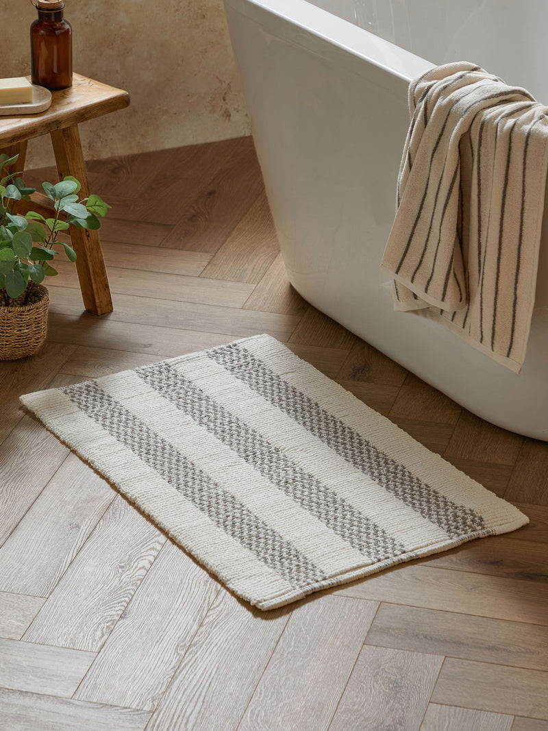 Yard Olive Hebden Woven Bath Mat 50x80cm