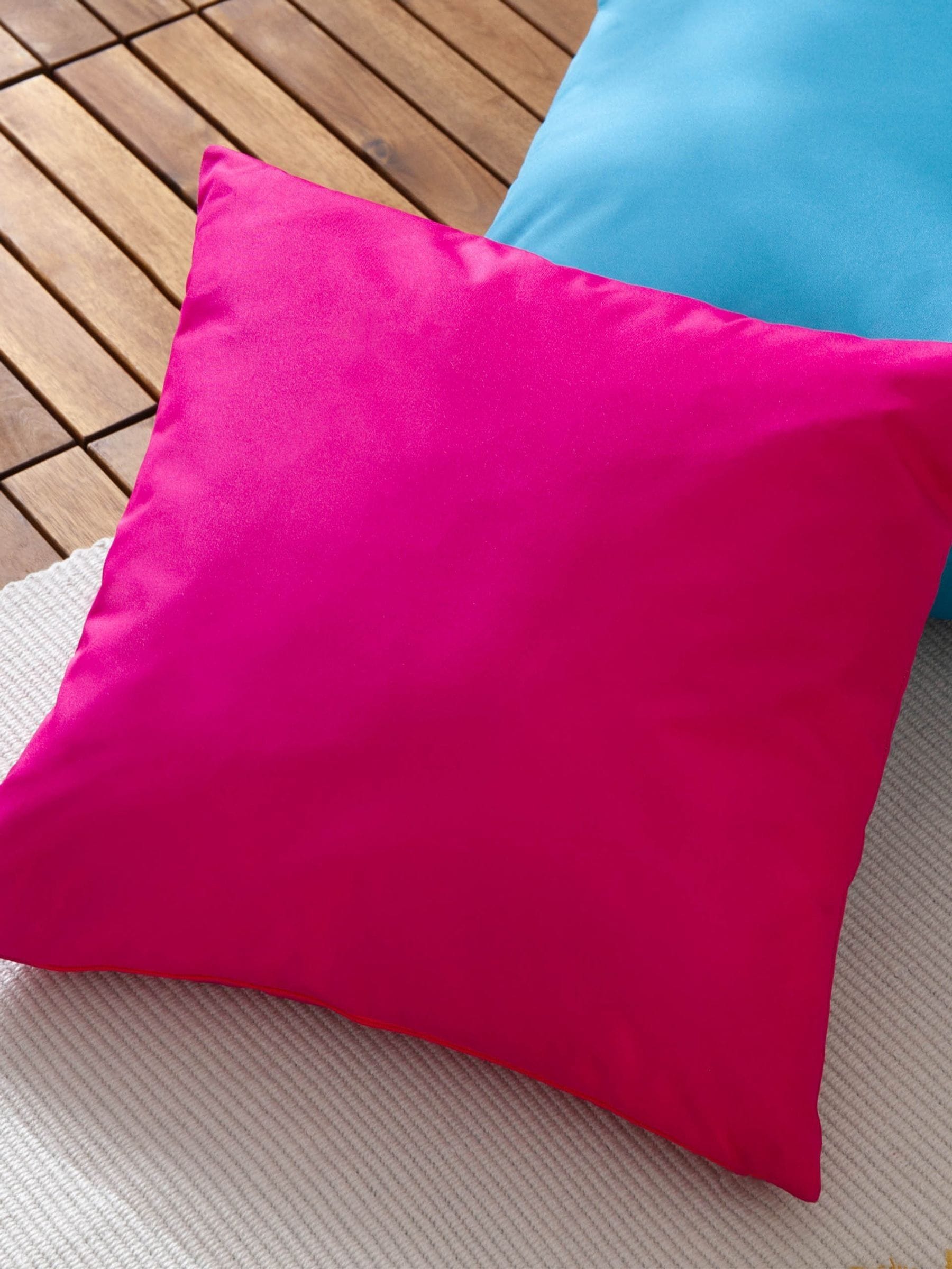 Furn pink wrap outdoor cushion 43x43cm (British brand)