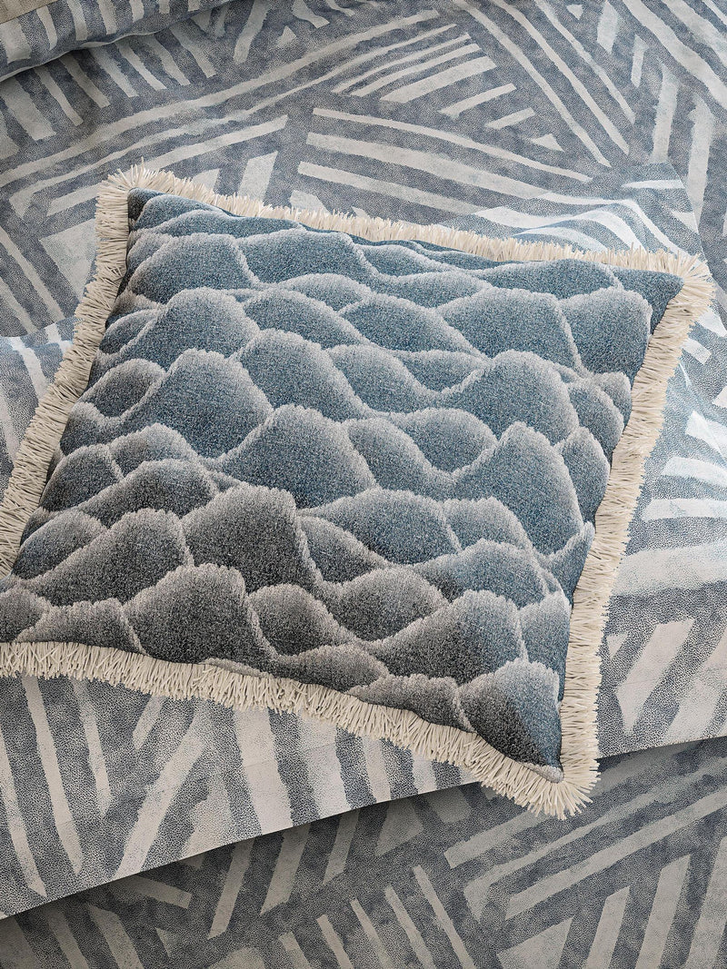 Harlequin Sapphire Zuni cushion 45x45 cm, UK version