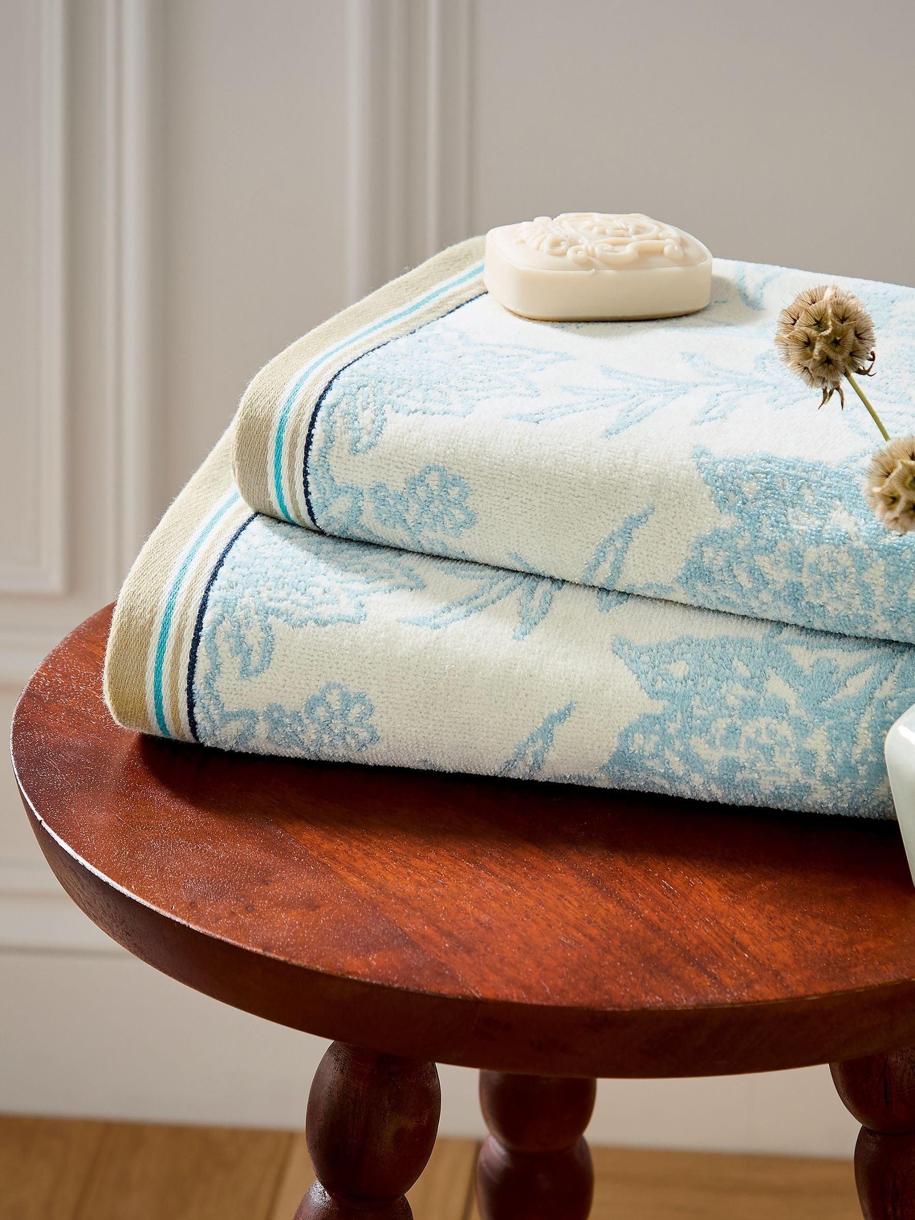 Hand Towel