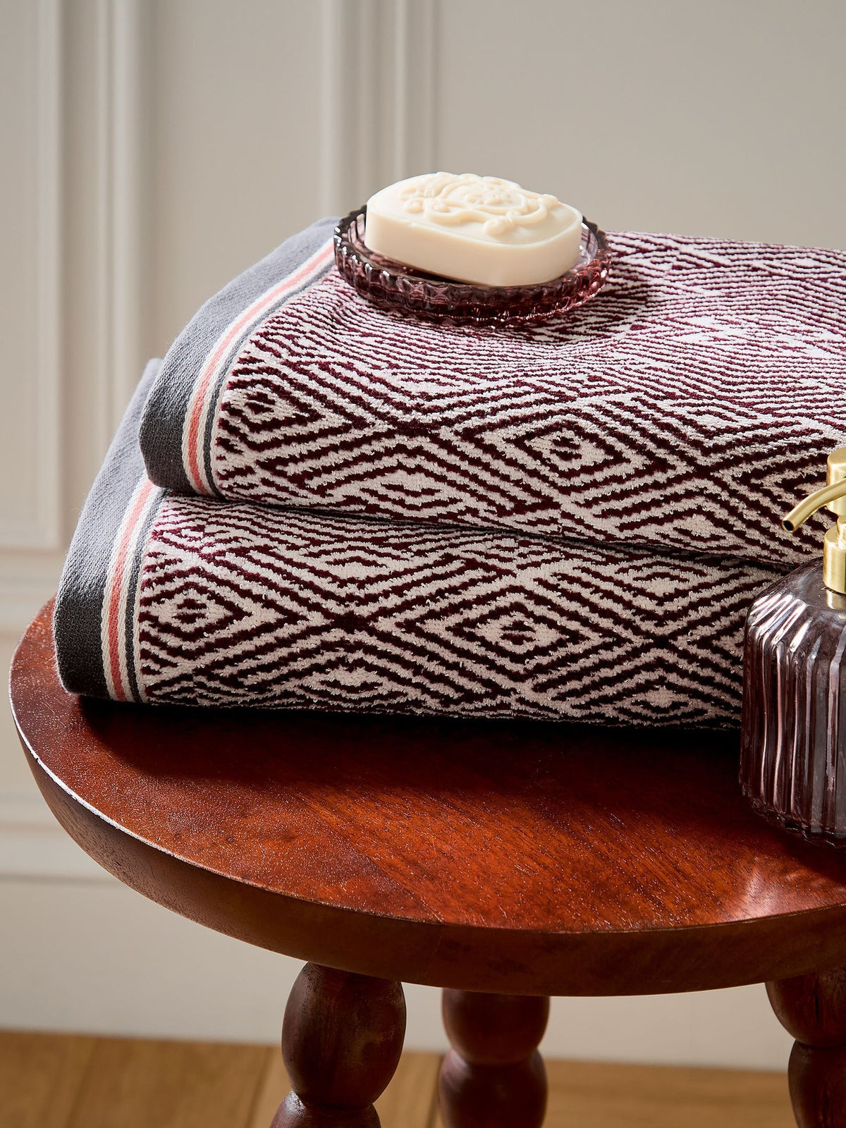 Bedeck Mulberry Katara cotton towel, imported from the UK