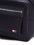 Tommy Hilfiger travel washbag blue enamel flag, imported from the UK