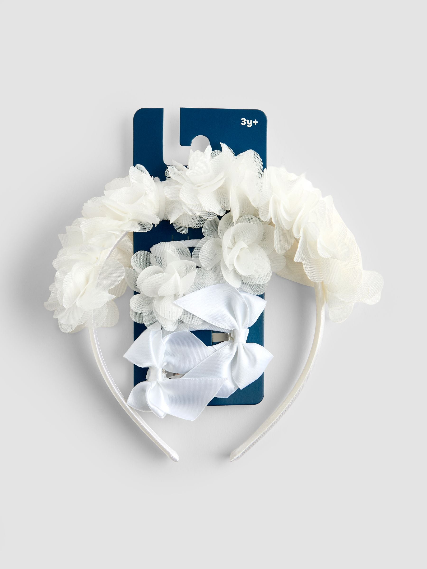 JoJo Maman Bébé pure white flower girl hair accessories set, imported from the UK