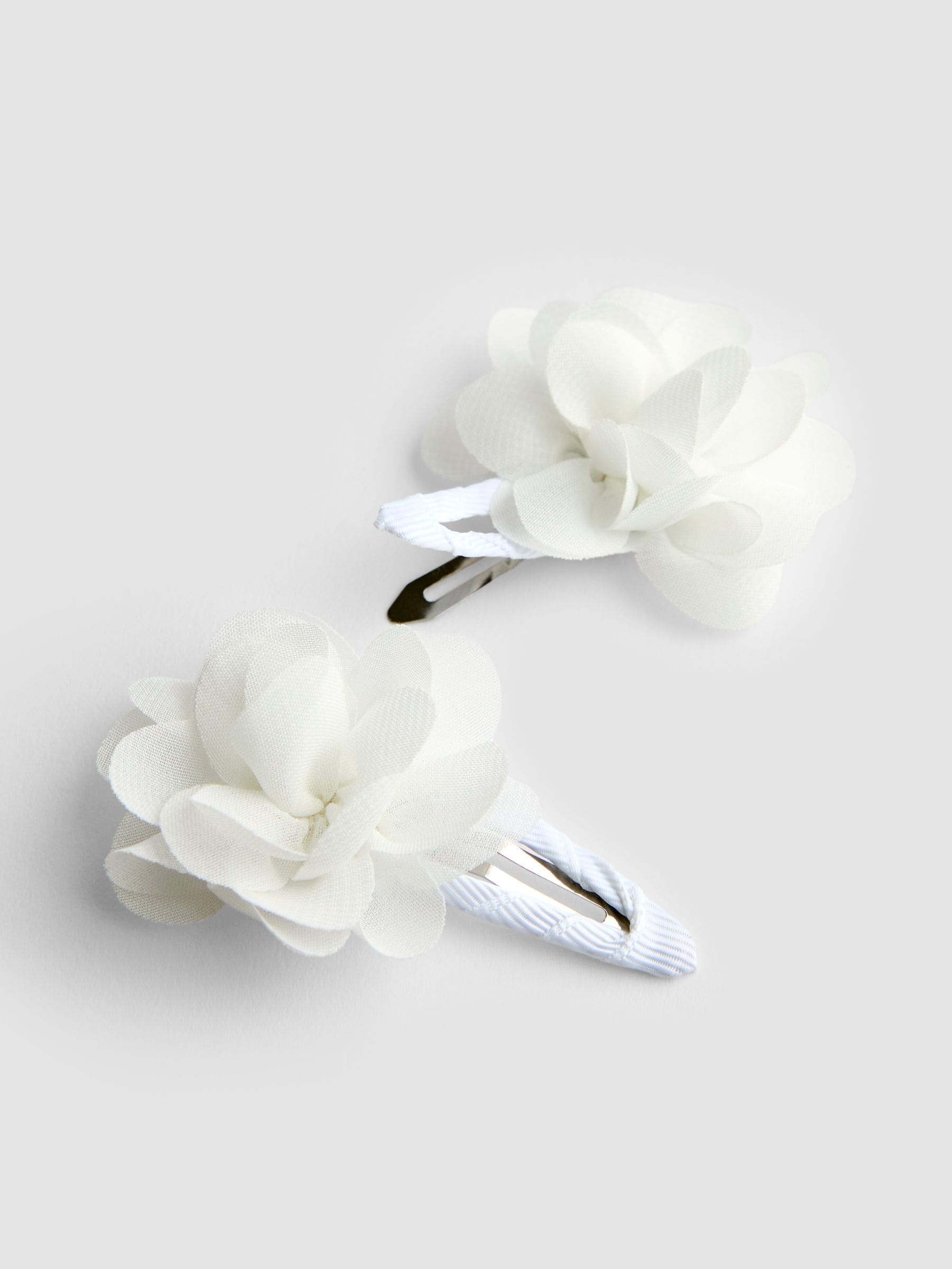 JoJo Maman Bébé pure white flower girl hair accessories set, imported from the UK