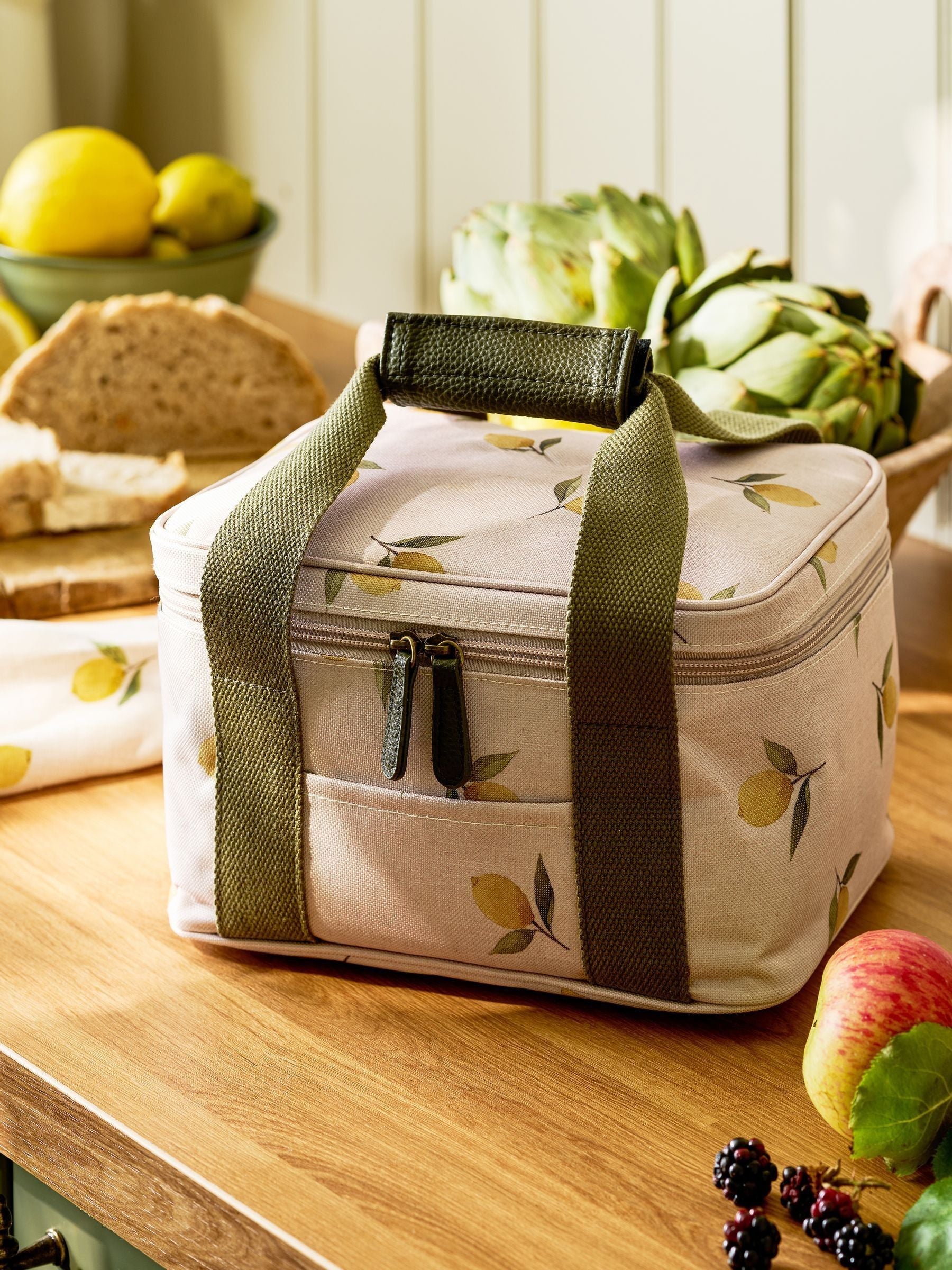 Sophie Allport insulated lunch bag with lemon print, imported from the UK