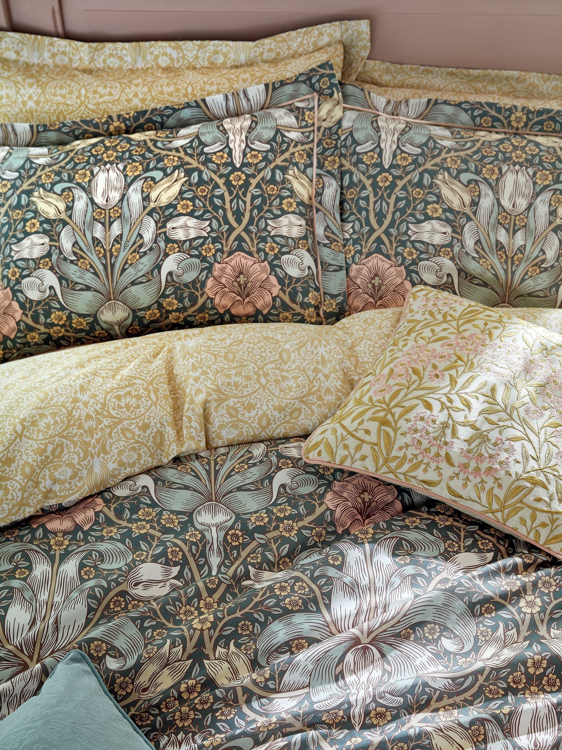 William Morris pillowcases mineral blue Spring Thicket 250 thread count (British brand)