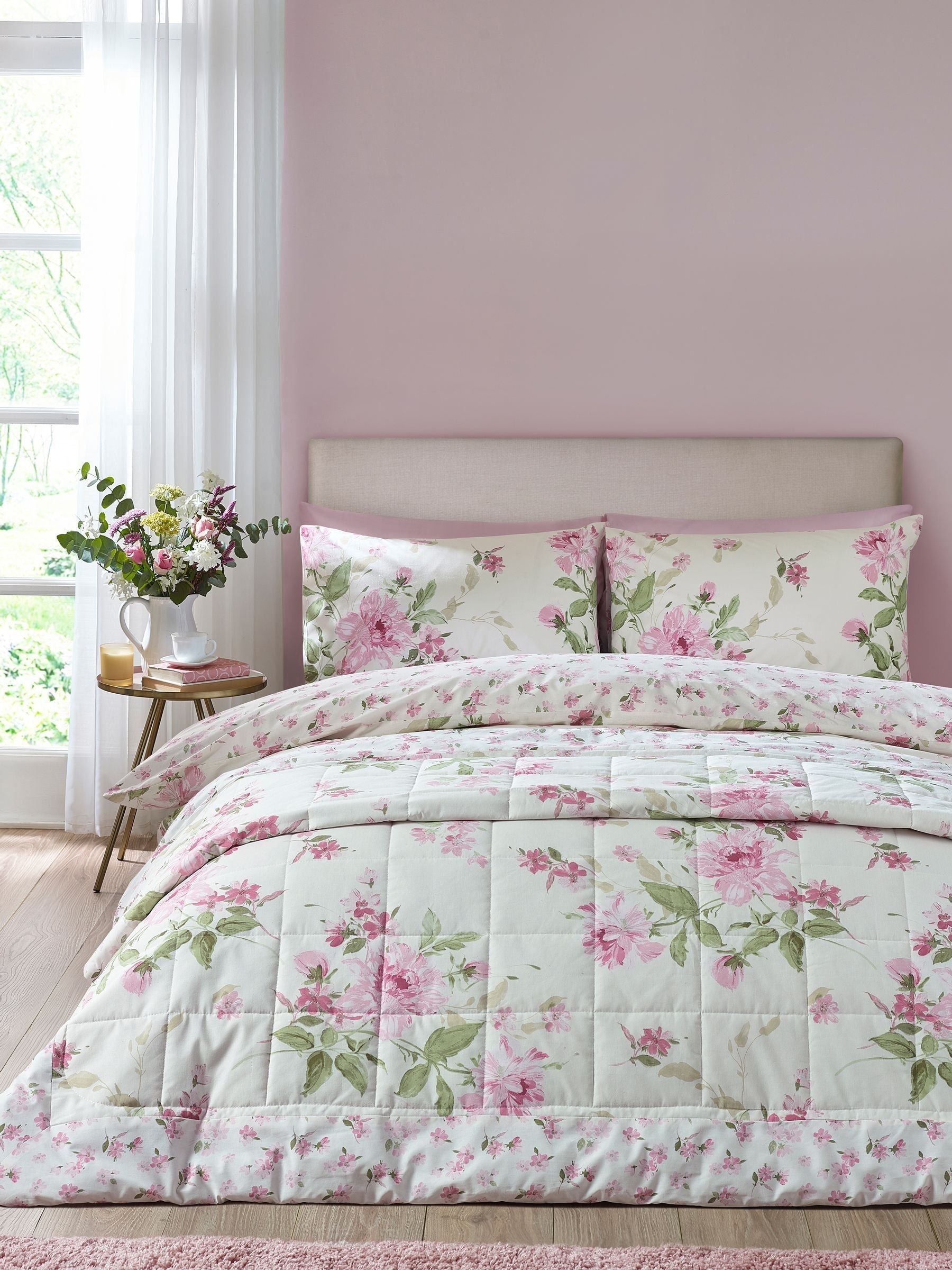 Catherine Lansfield Cream Avebury Floral quilted bedspread 220x230cm - British product