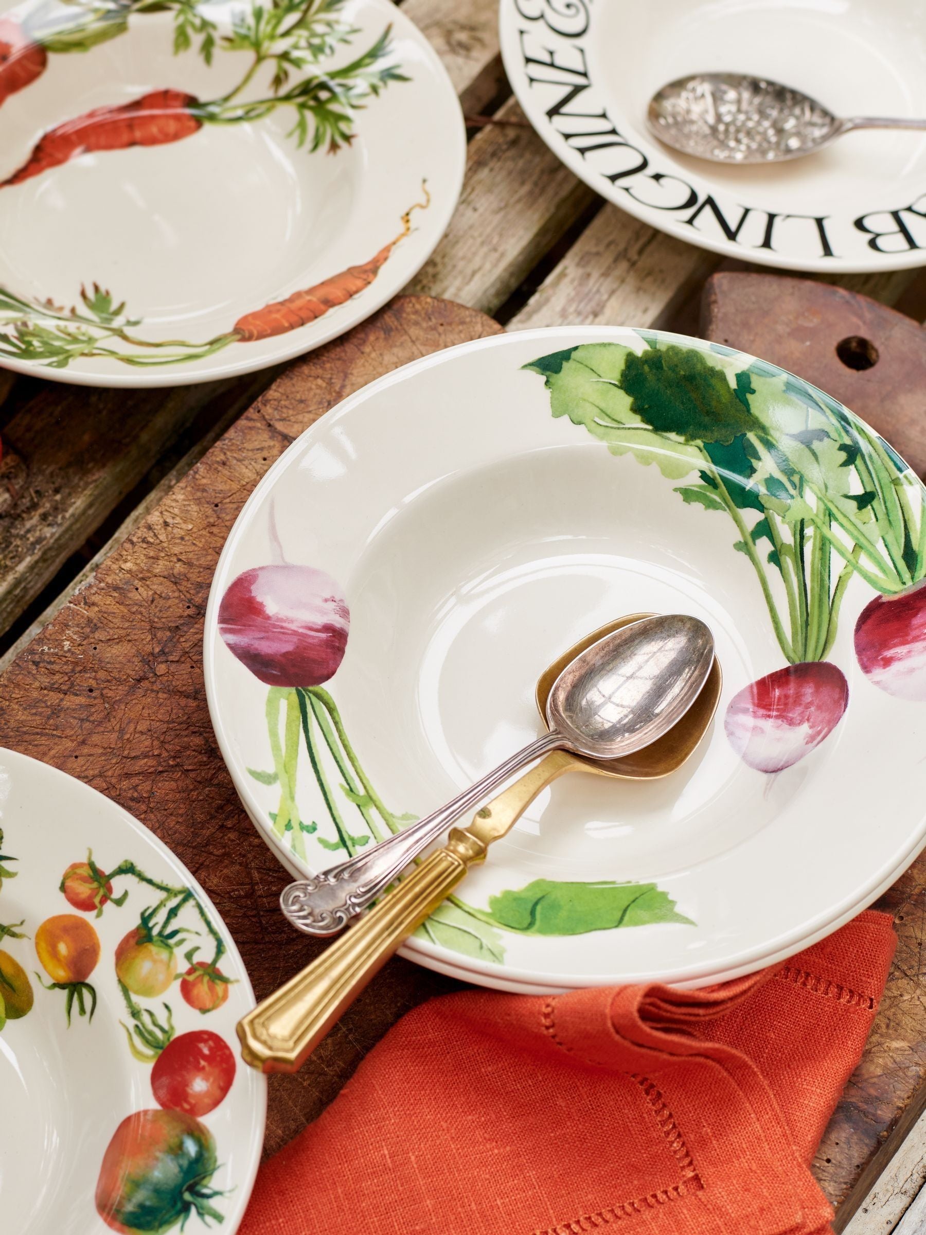 Emma Bridgewater cream turnip soup plate 10cm (British brand)