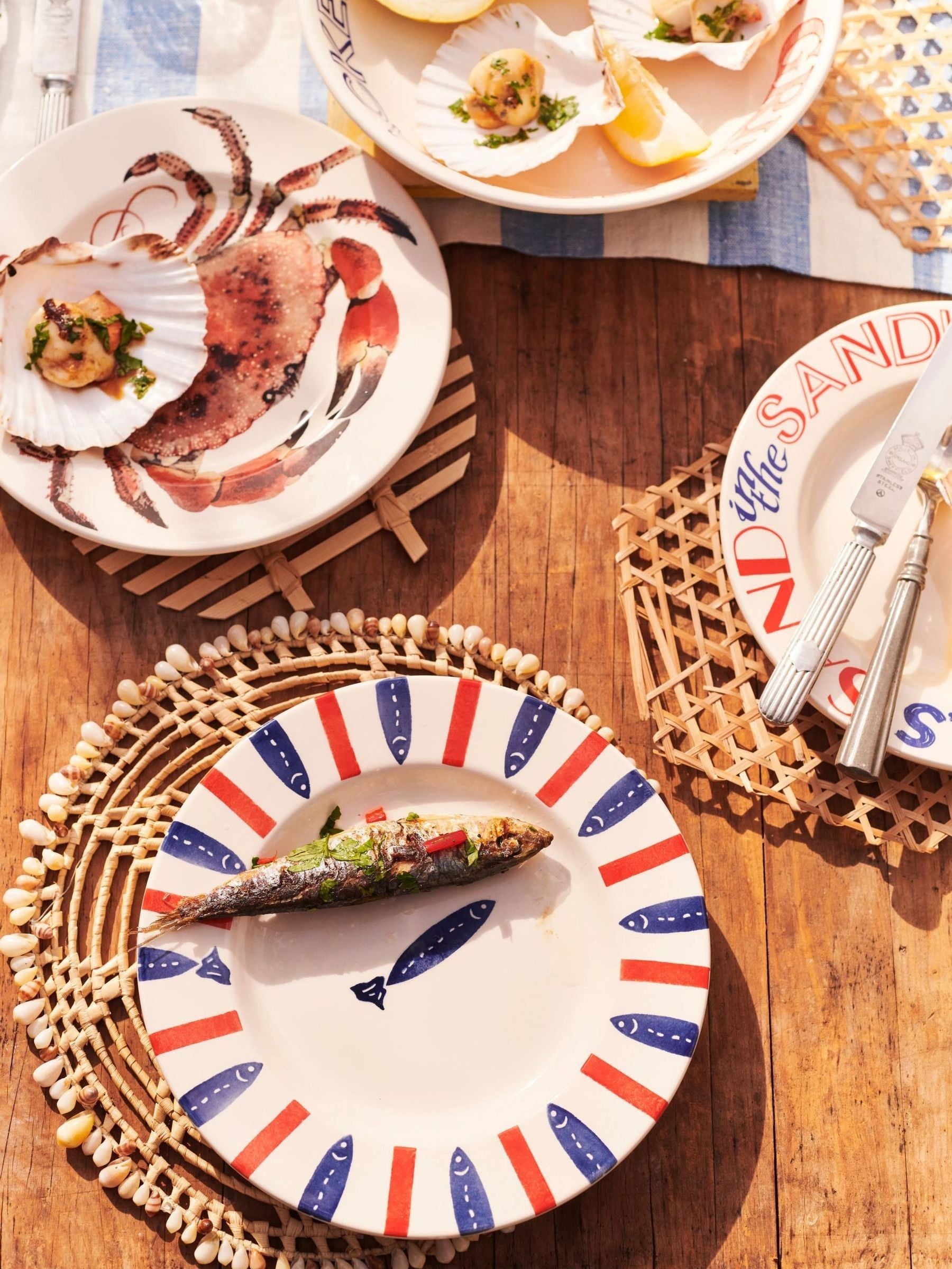 Emma Bridgewater Cream Seafood Stripe dinner plate 8.5 inch, imported from the UK