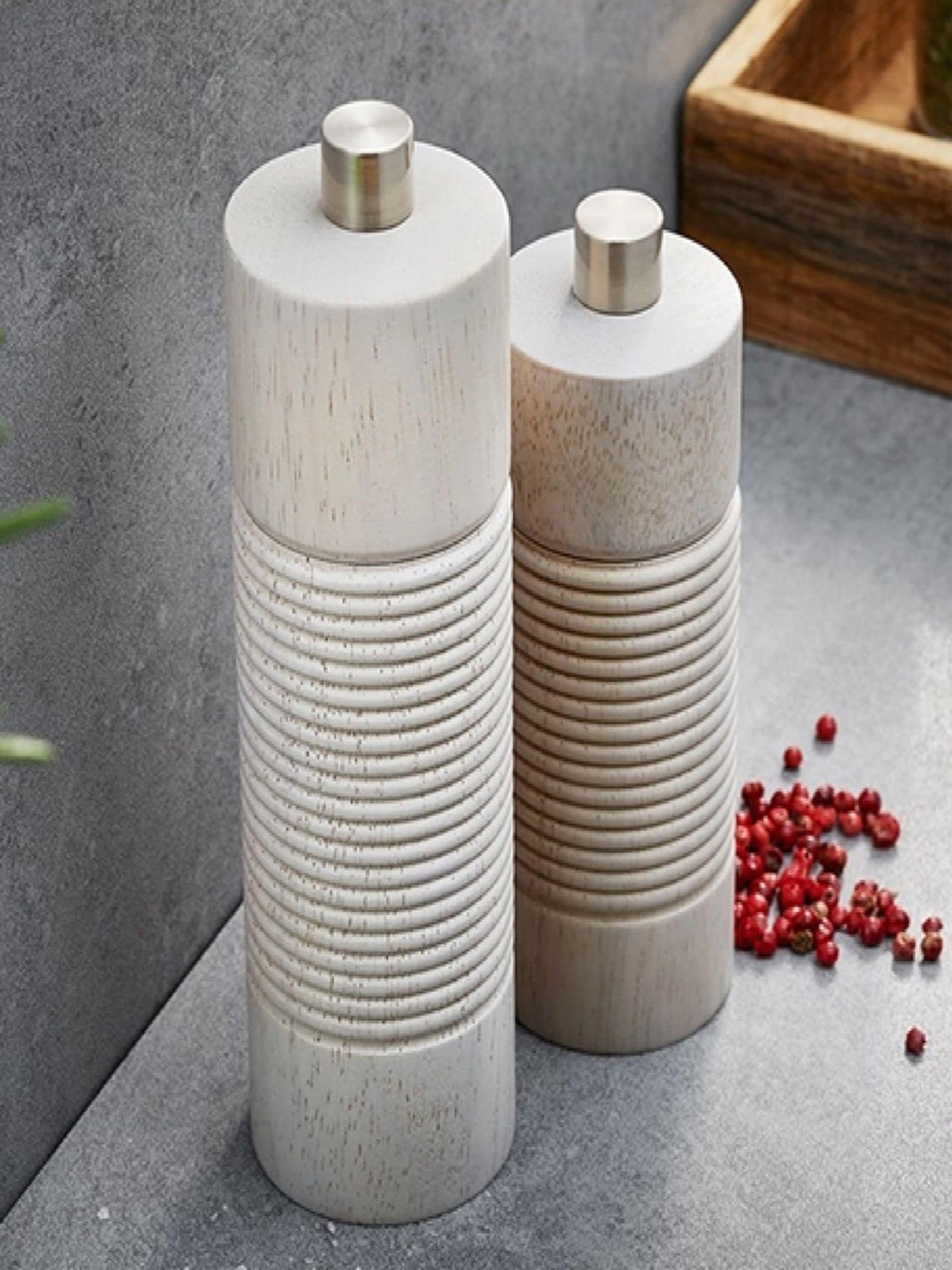 GEFU White Tedoro medium salt pepper mill (British brand)