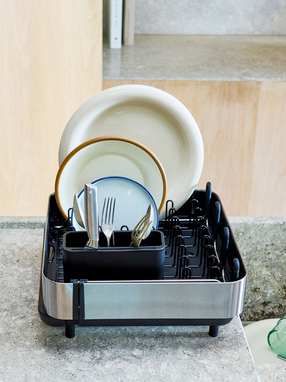 Joseph Joseph Extend Steel Plus dish drainer black (British brand)