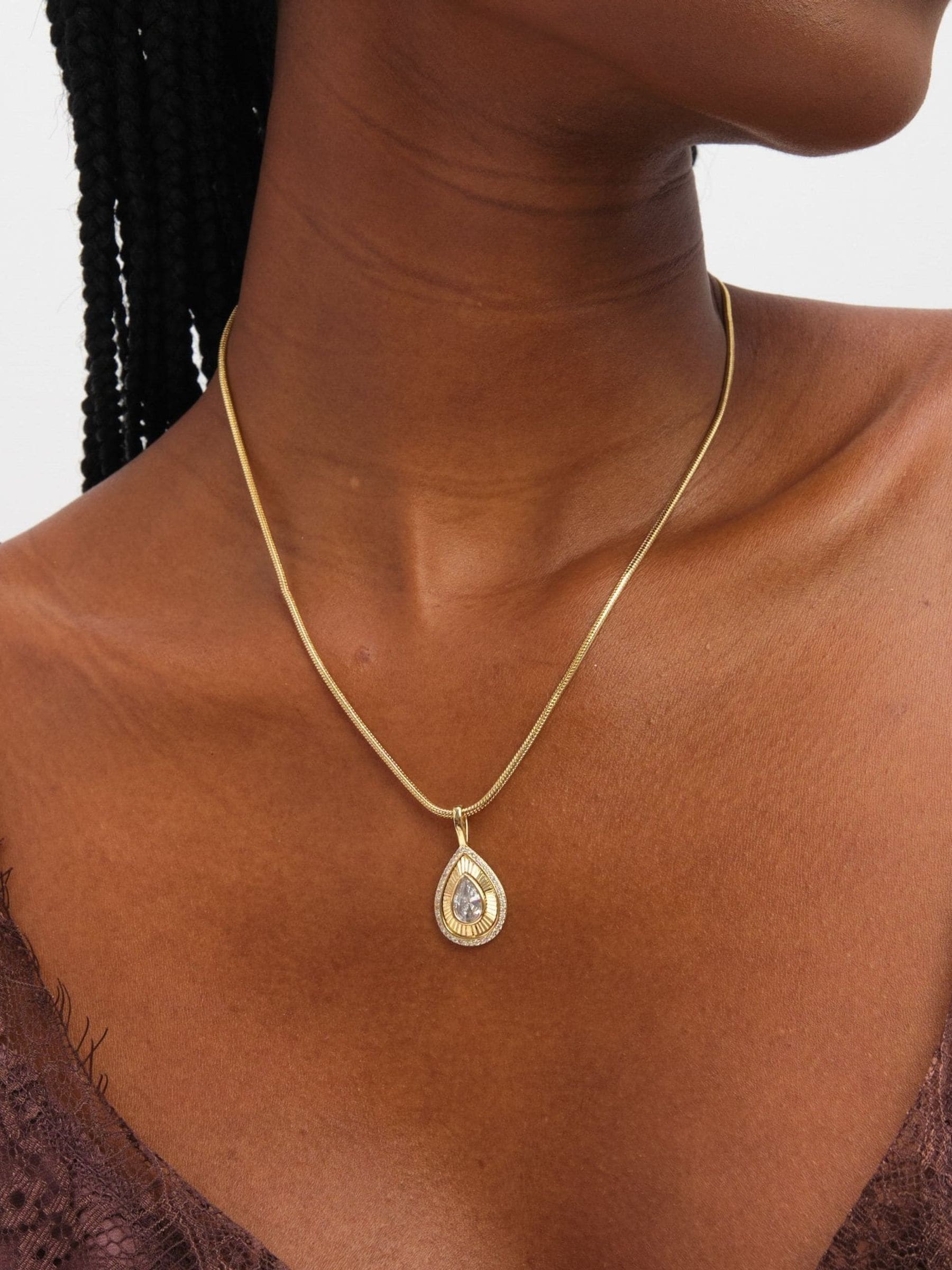 Jon Richard gold tone diamond cut peardrop pendant (British brand)