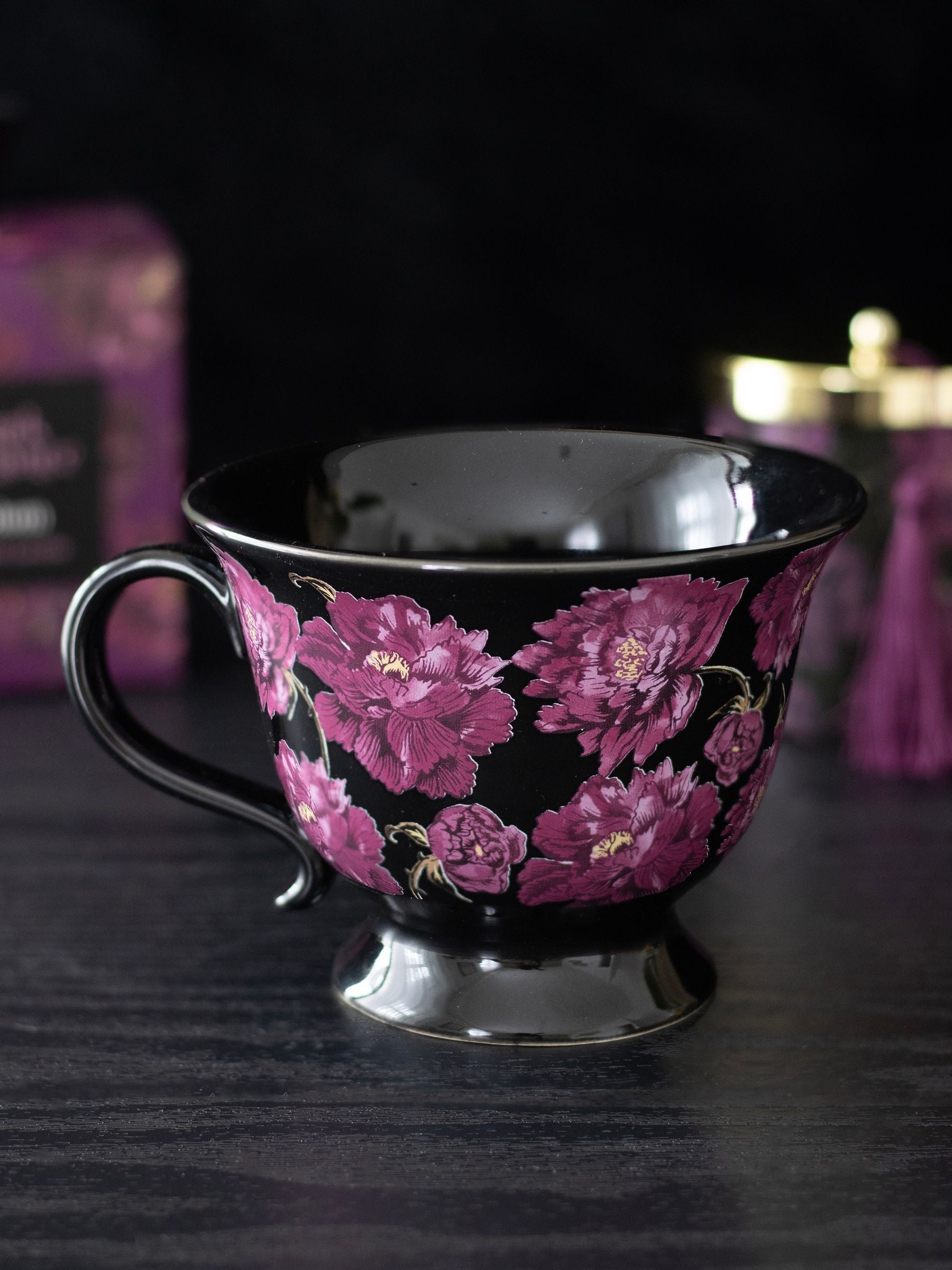 Something Different dark floral print teacup 320ml - British product