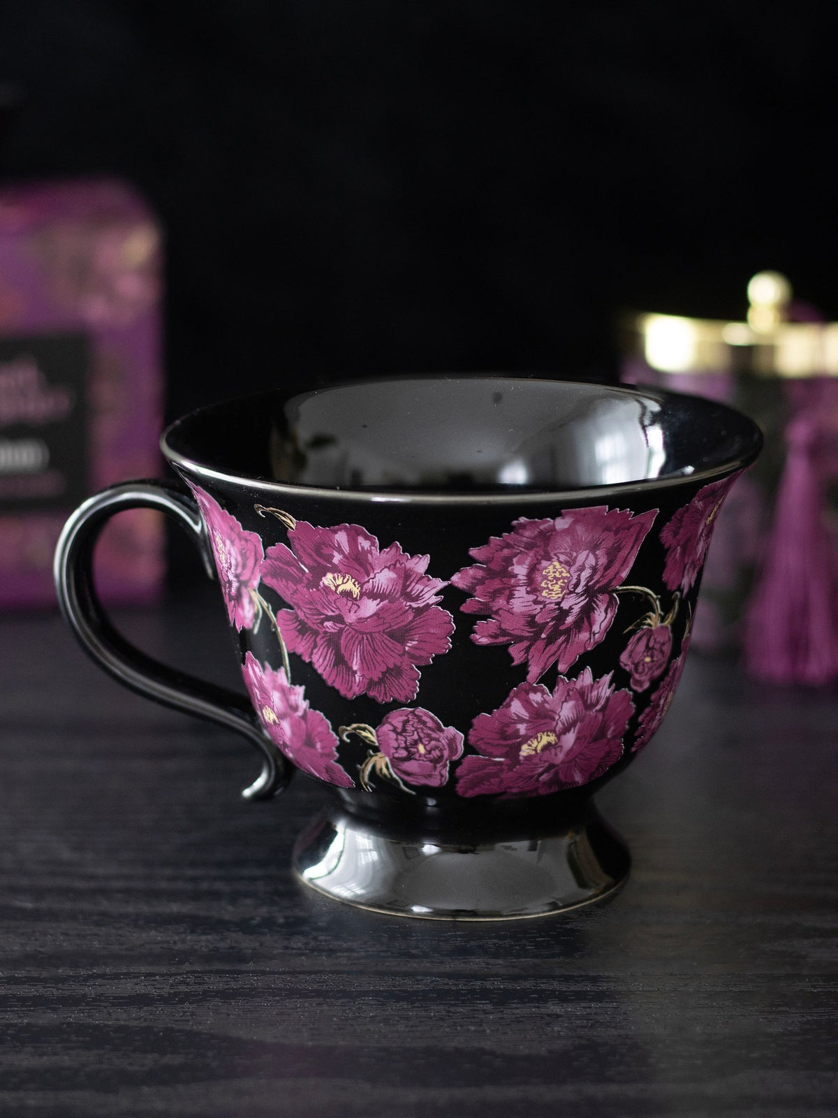Something Different dark floral print teacup 320ml - British product