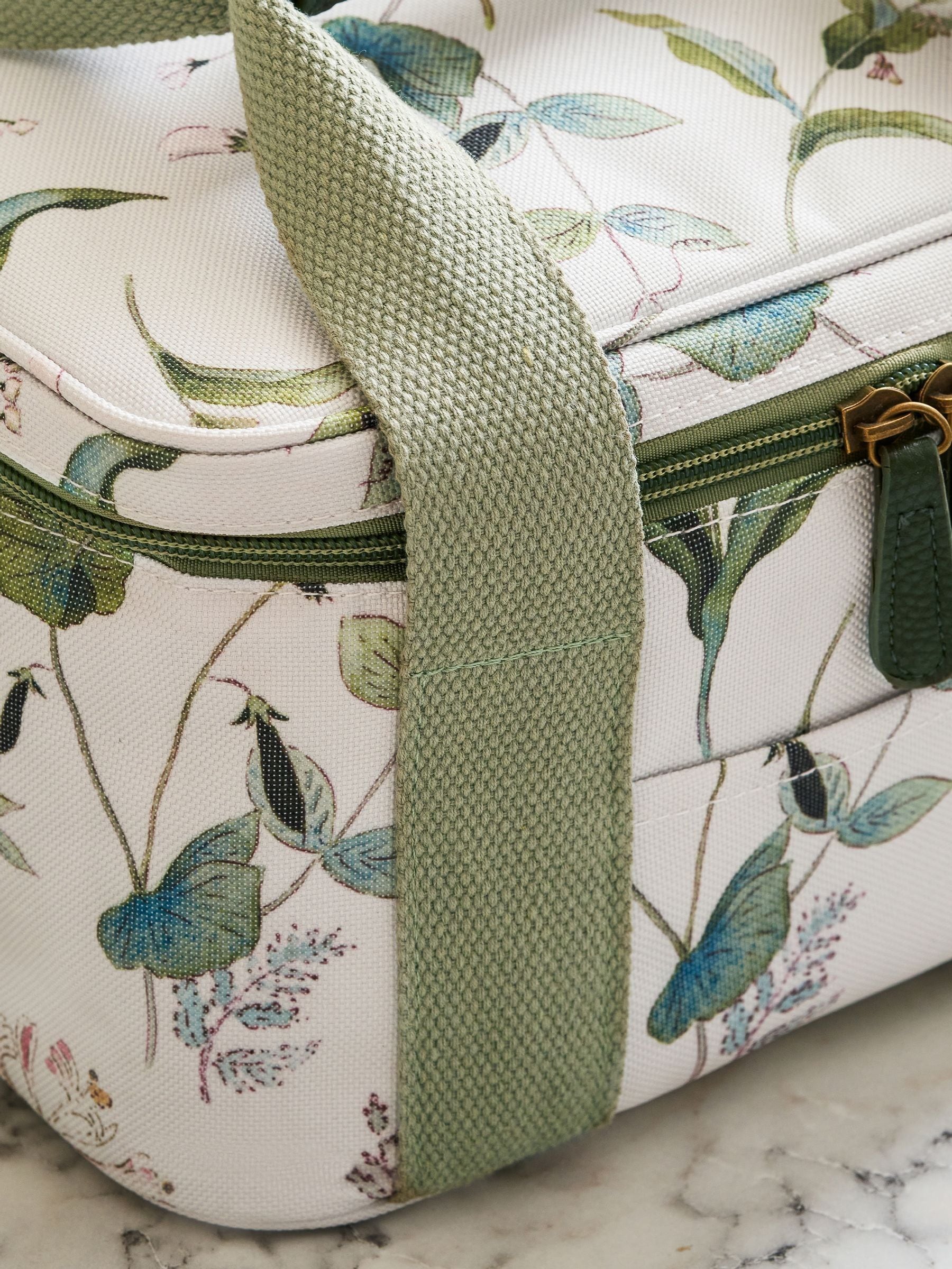 Sophie Allport White Wild Floral lunch bag, imported from the UK