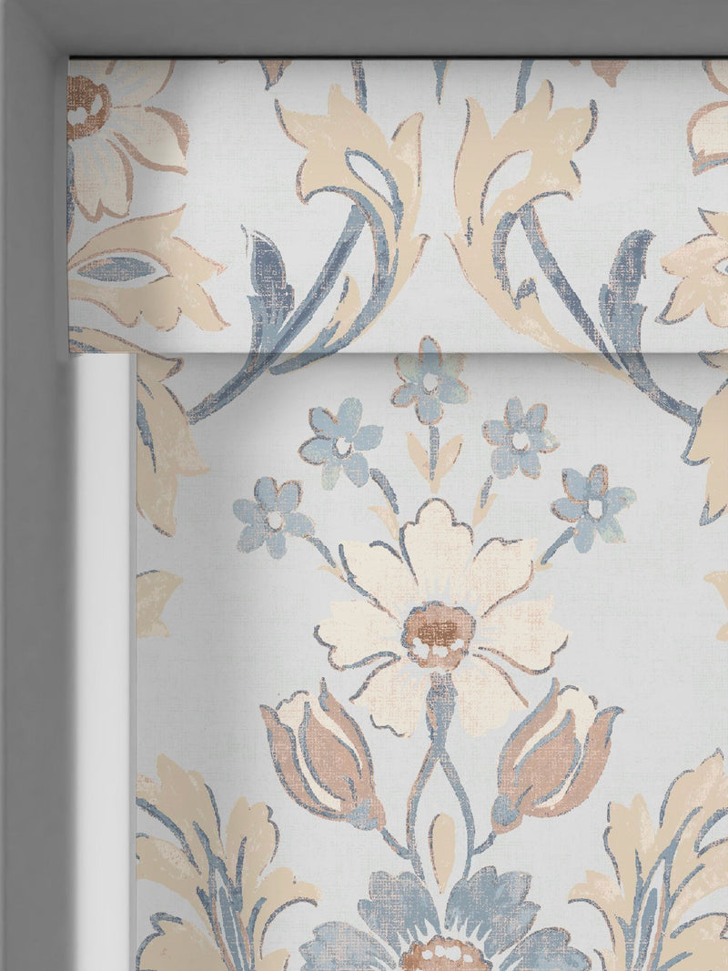 Laura Ashley Dusty Pink Semington border blind, imported from the UK
