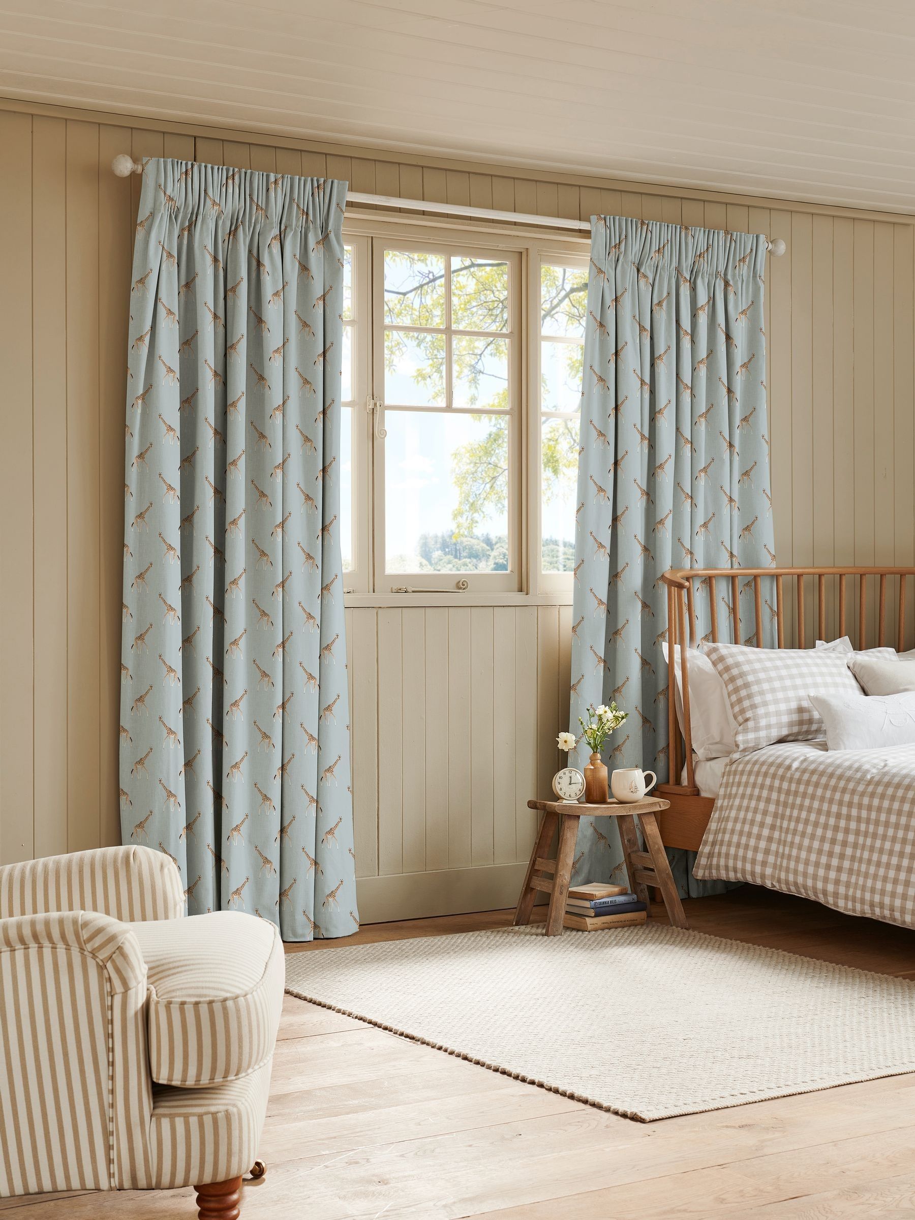 Sophie Allport duck egg giraffe curtains, UK version