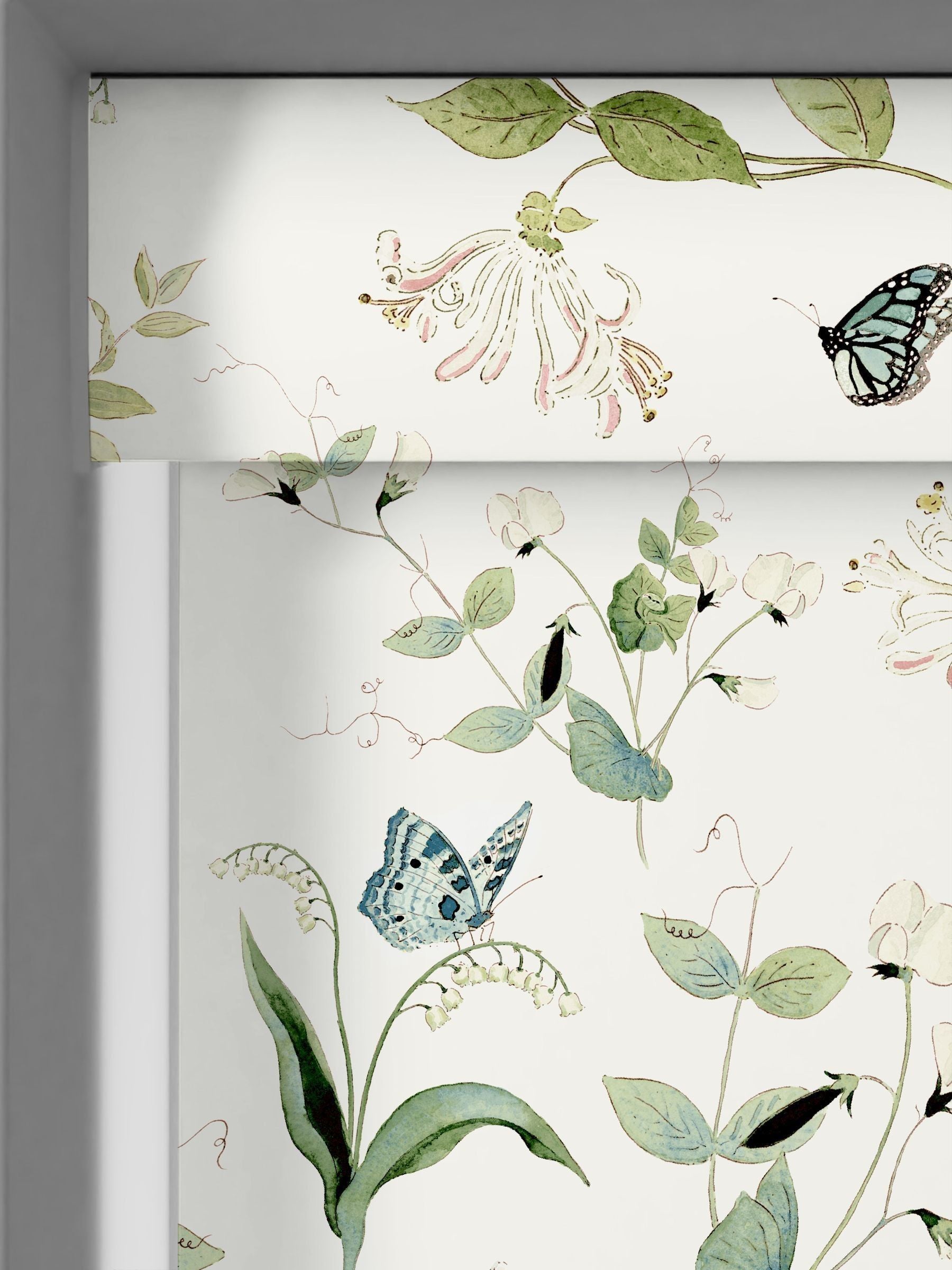 Sophie Allport white wild floral roller blind - British product