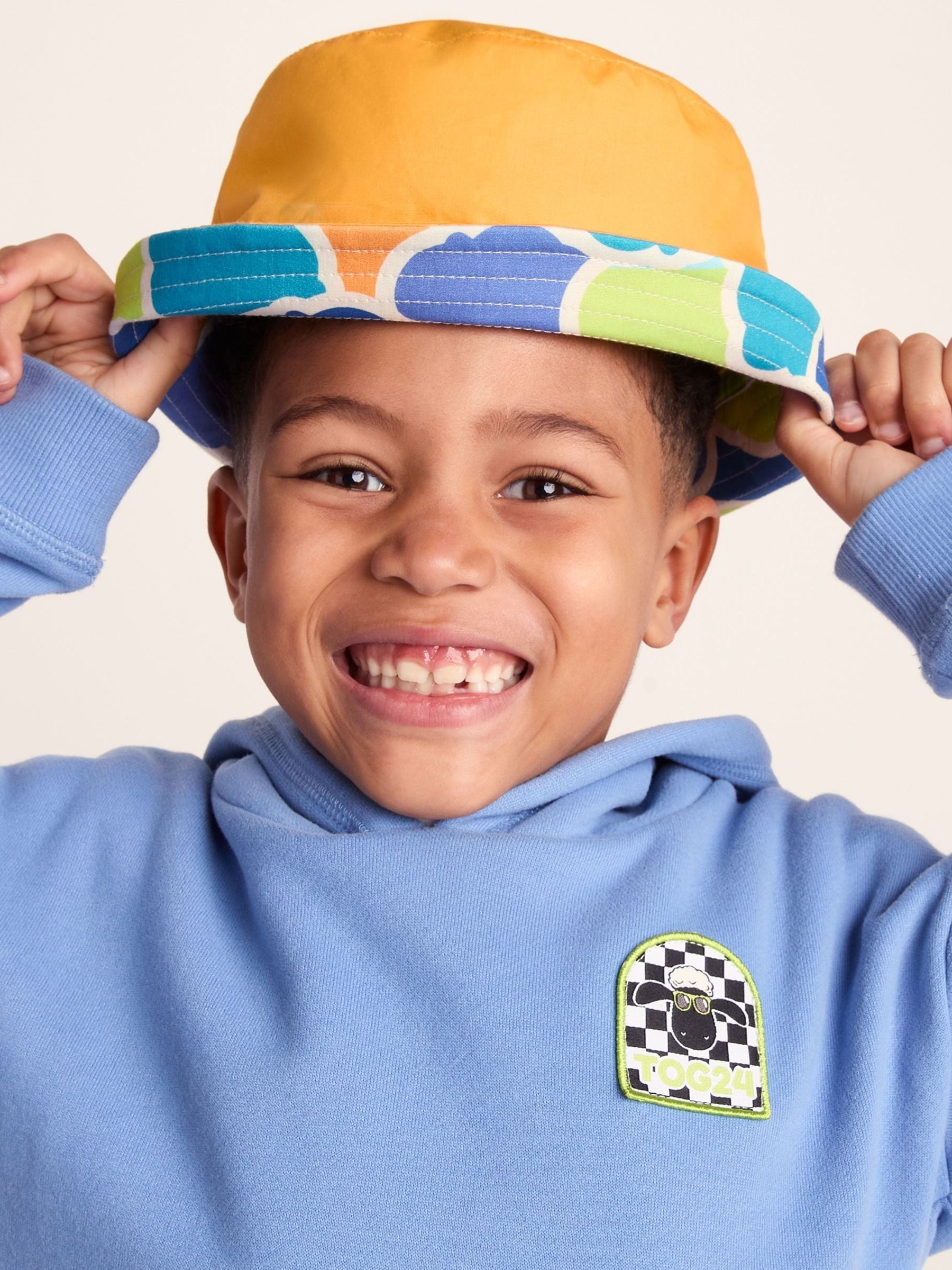TOG24 reversible Shaun the Sheep bucket hat (British brand)