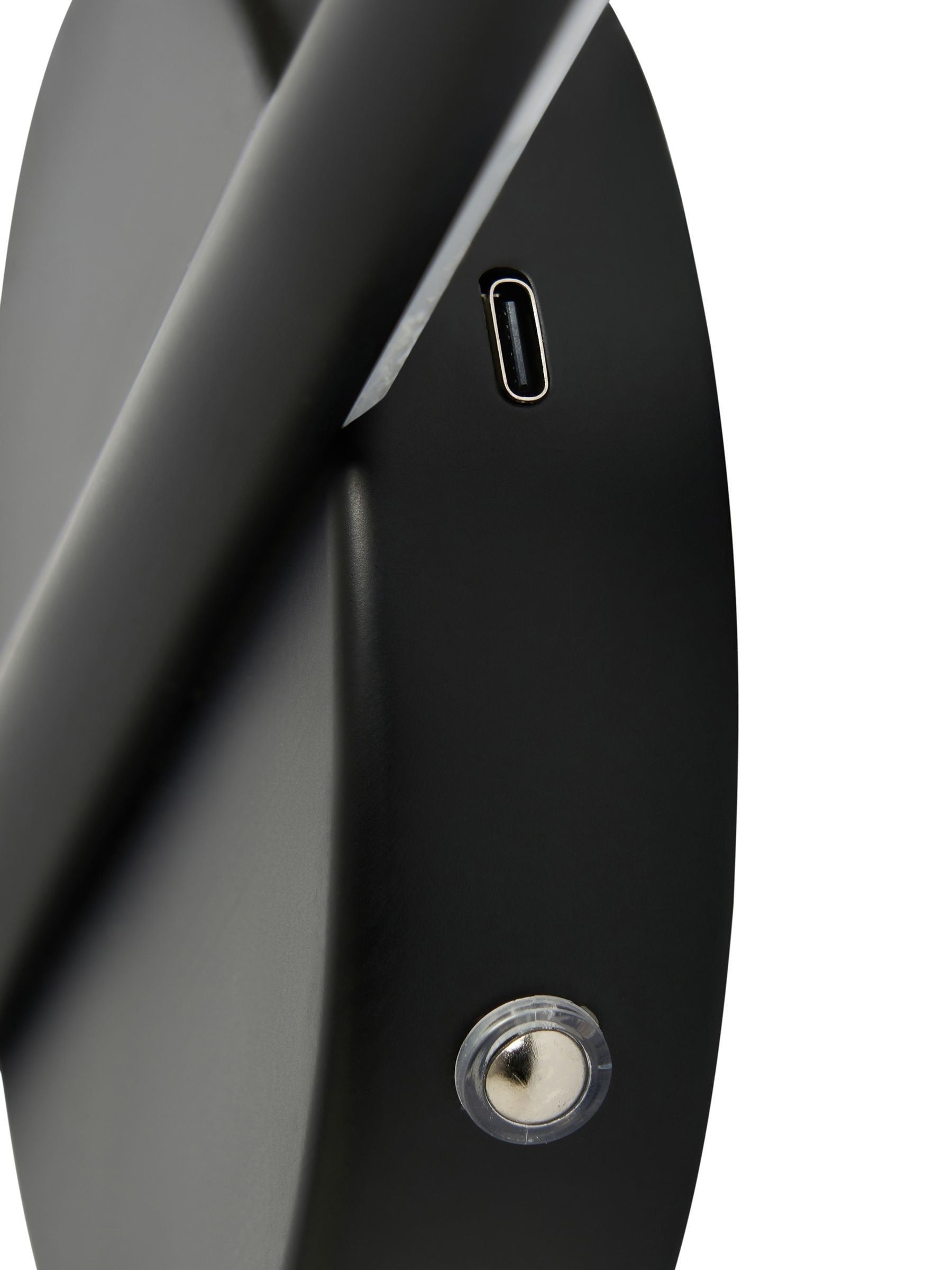 BHS USB-C rechargeable wall light 60cm - British product