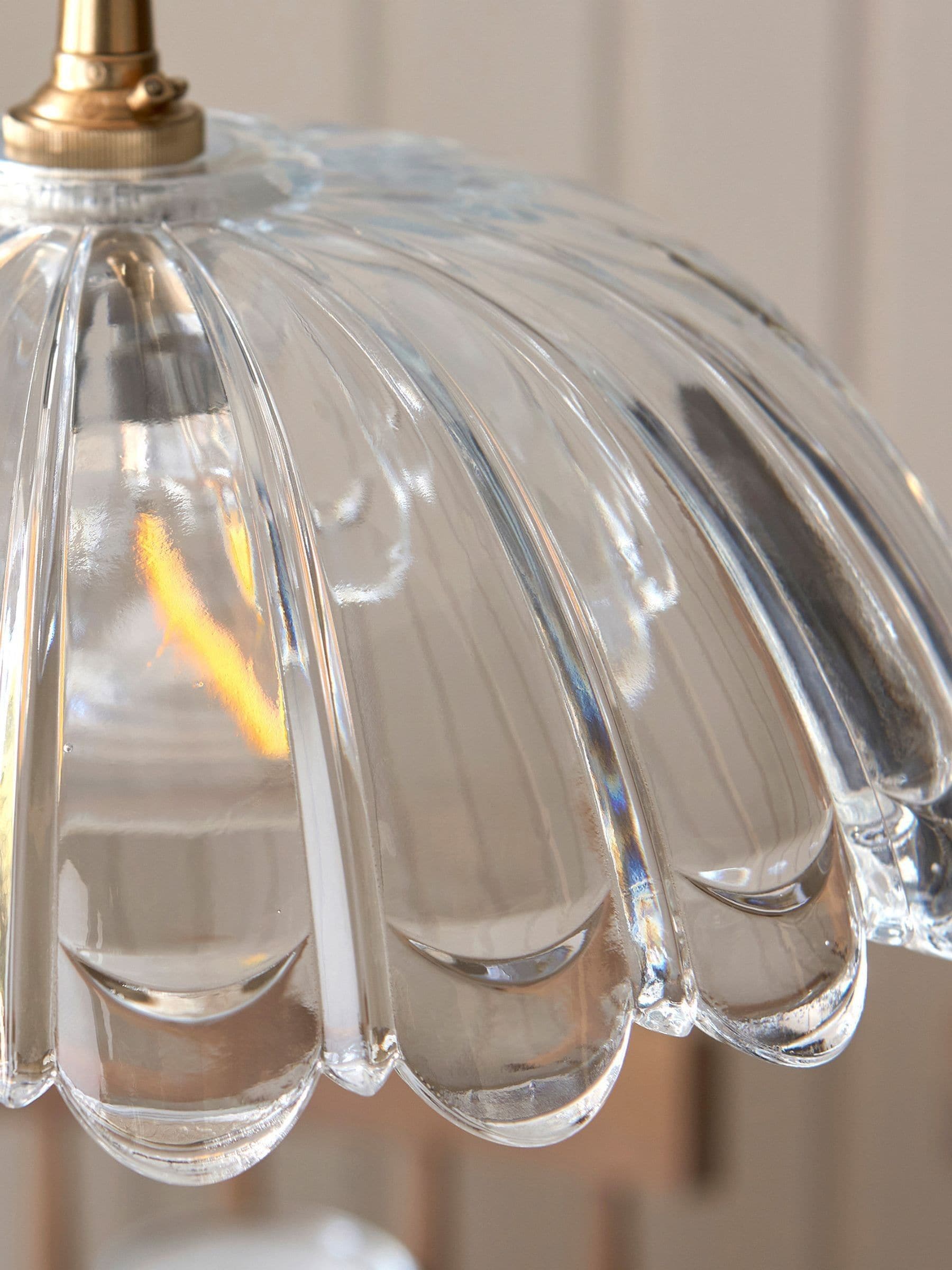 Gallery Home clear glass carnation ceiling light - British product
