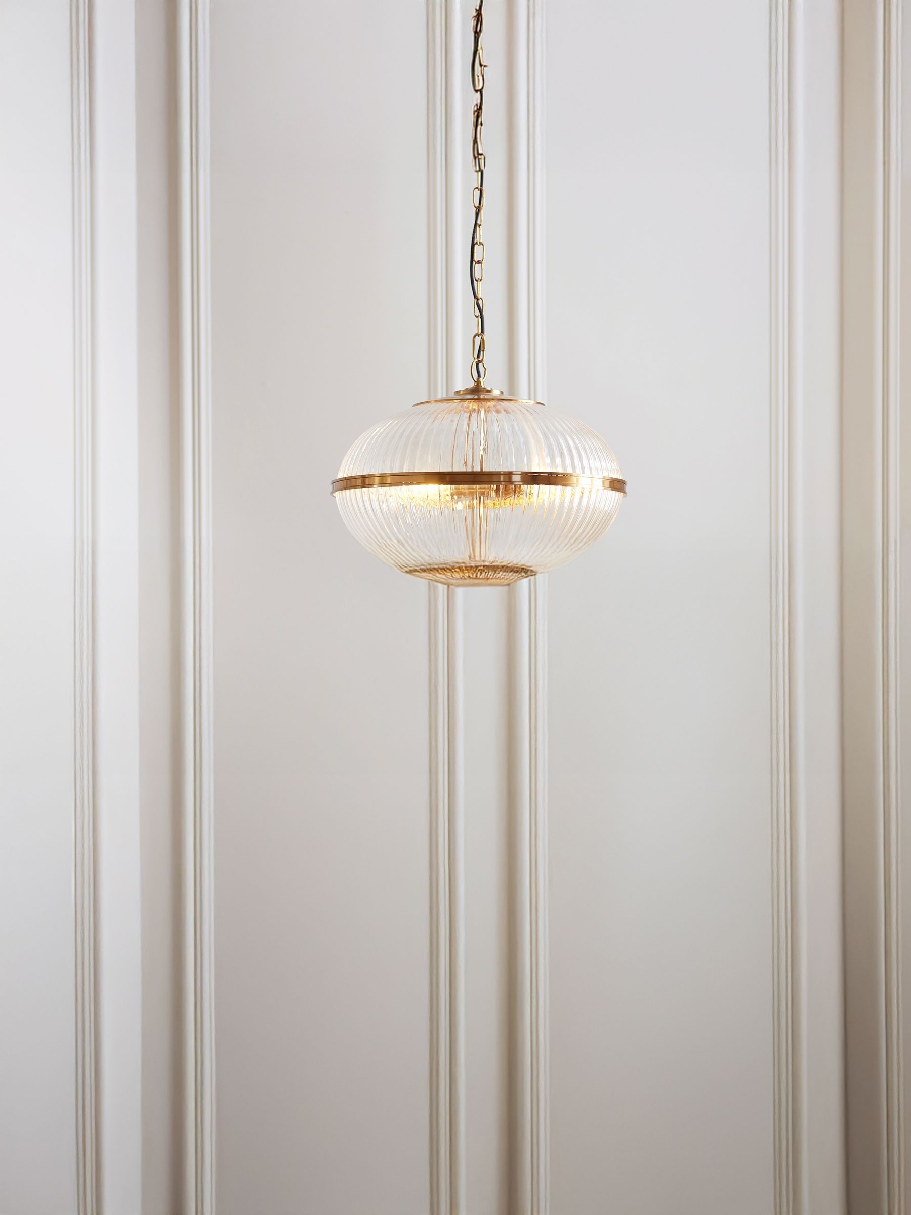 Gallery Home vintage brass three-light pendant 154cm, imported from the UK
