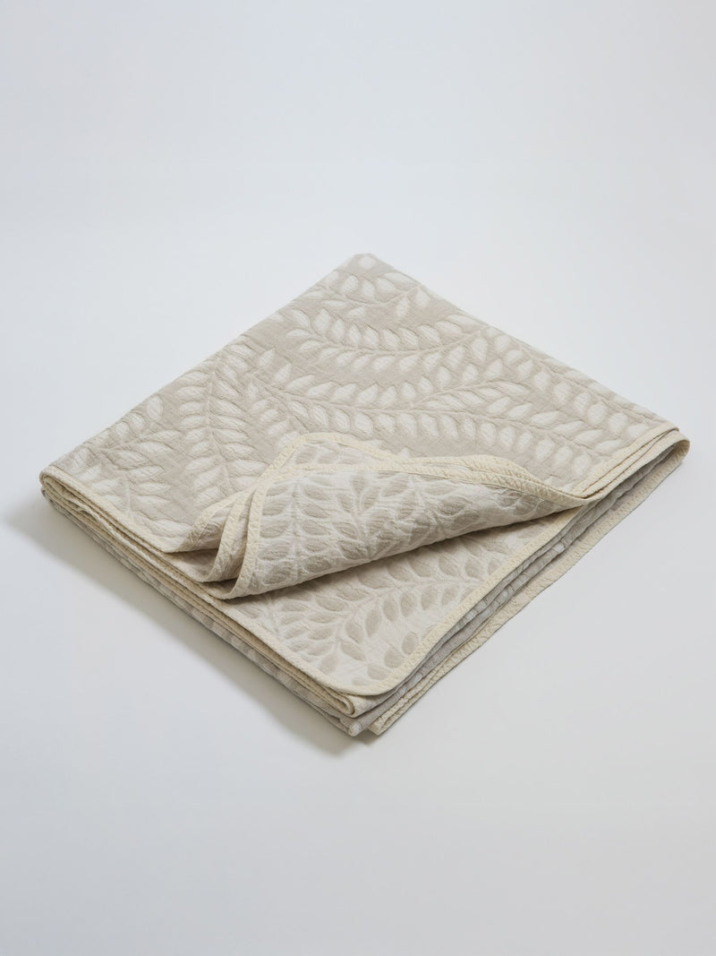 Secret Linen Store Annie quilted throw 230x260cm, UK version