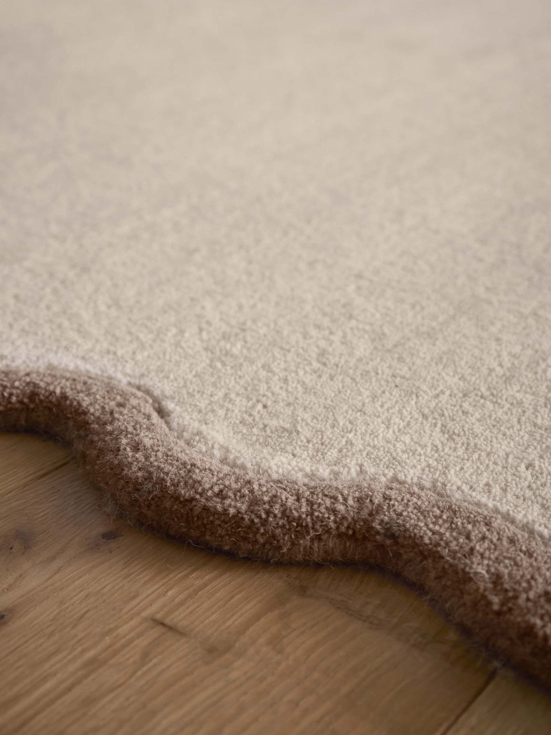 Origin Rugs Natural Brown Scalloped Elsie Runner