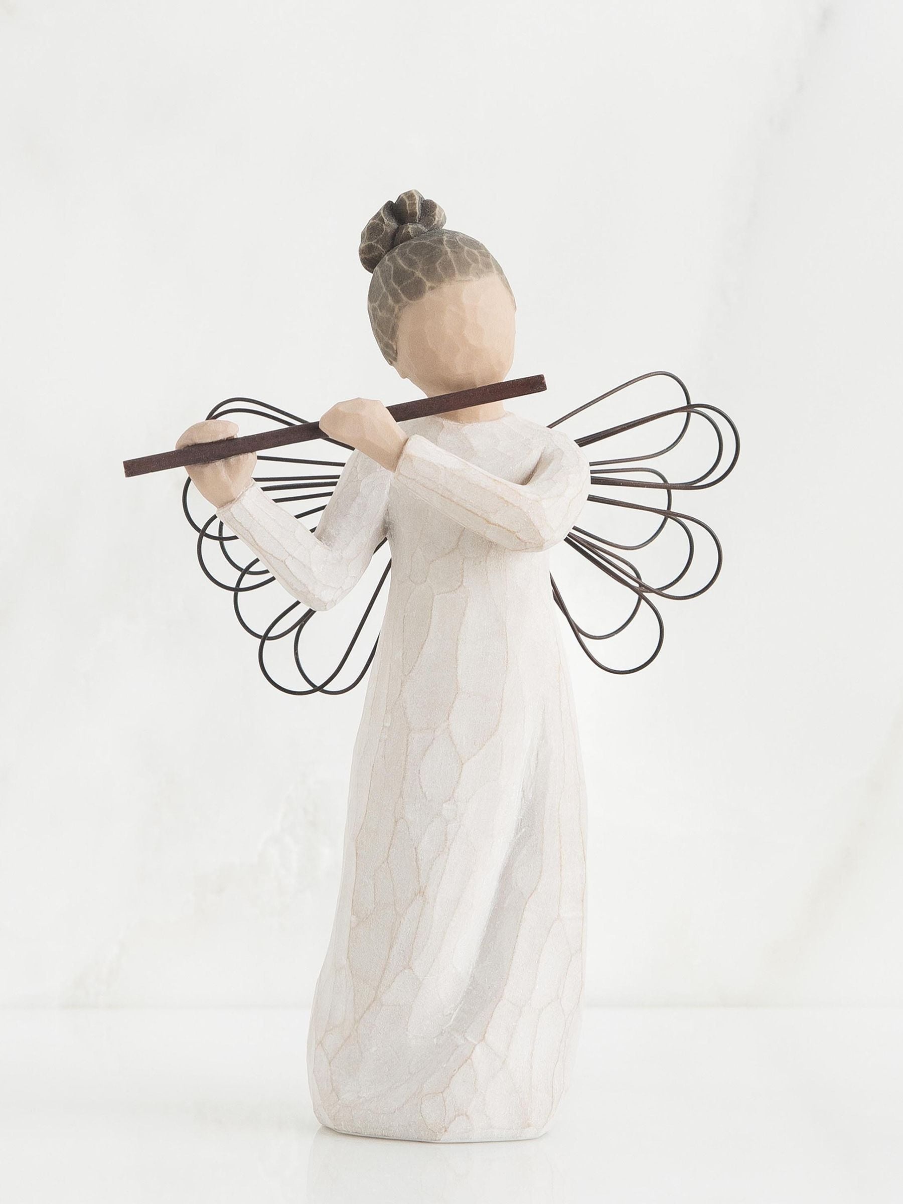 Willow Tree Angel of Harmony figurine off white 14cm (British brand)