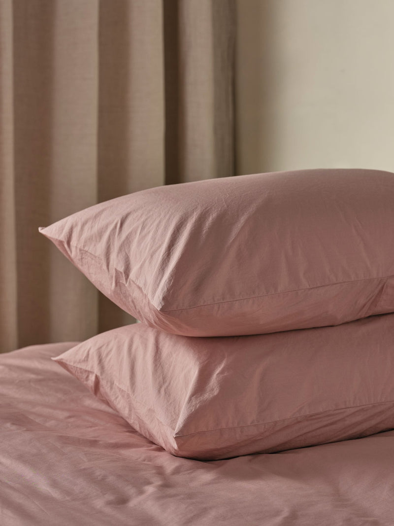 Bedfolk Red Relaxed Cotton Pillowcases Pair