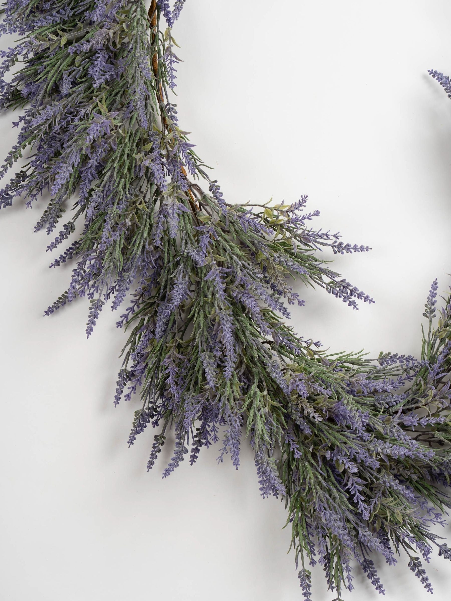 Scottish Everlastings Ltd trailing lavender garland 183cm, UK version