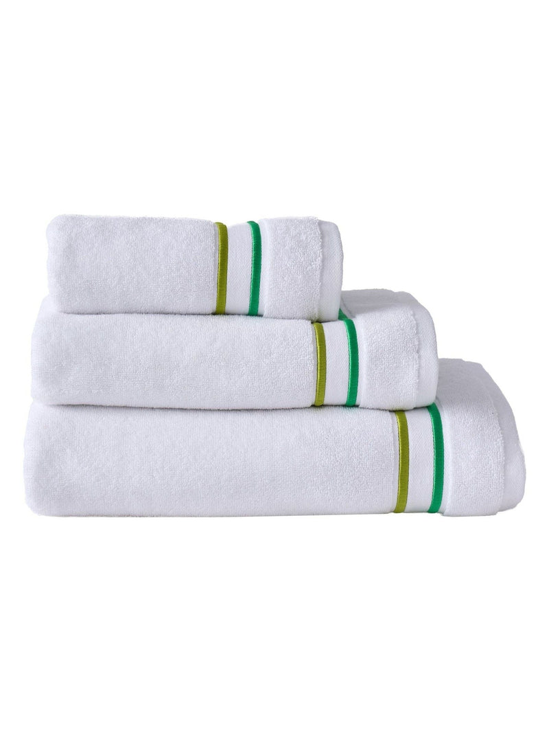 Designers Guild Astor bath towel emerald green 125x70cm, imported from the UK