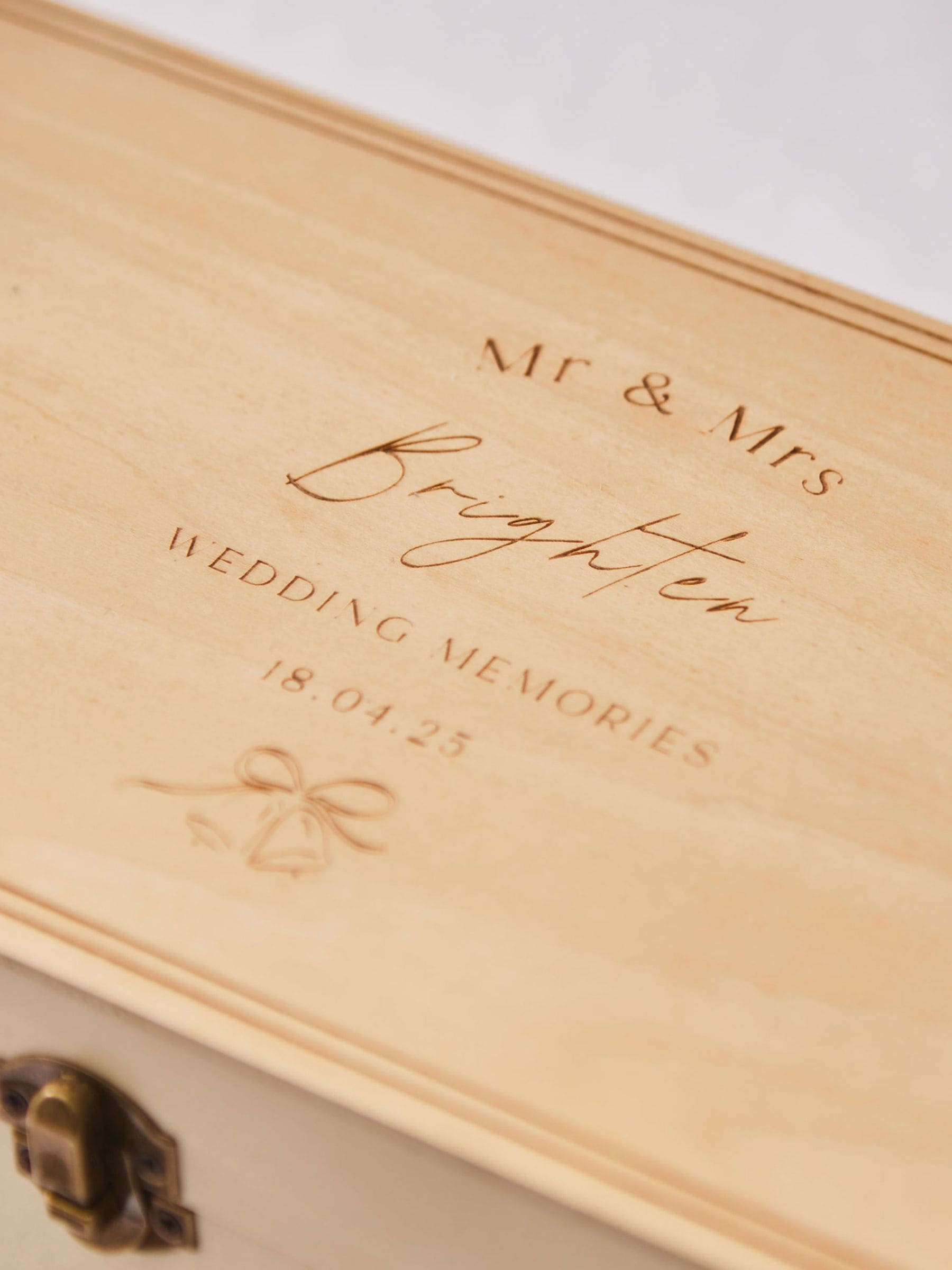 Made Yours Natural personalised wooden wedding keepsake box (British brand)
