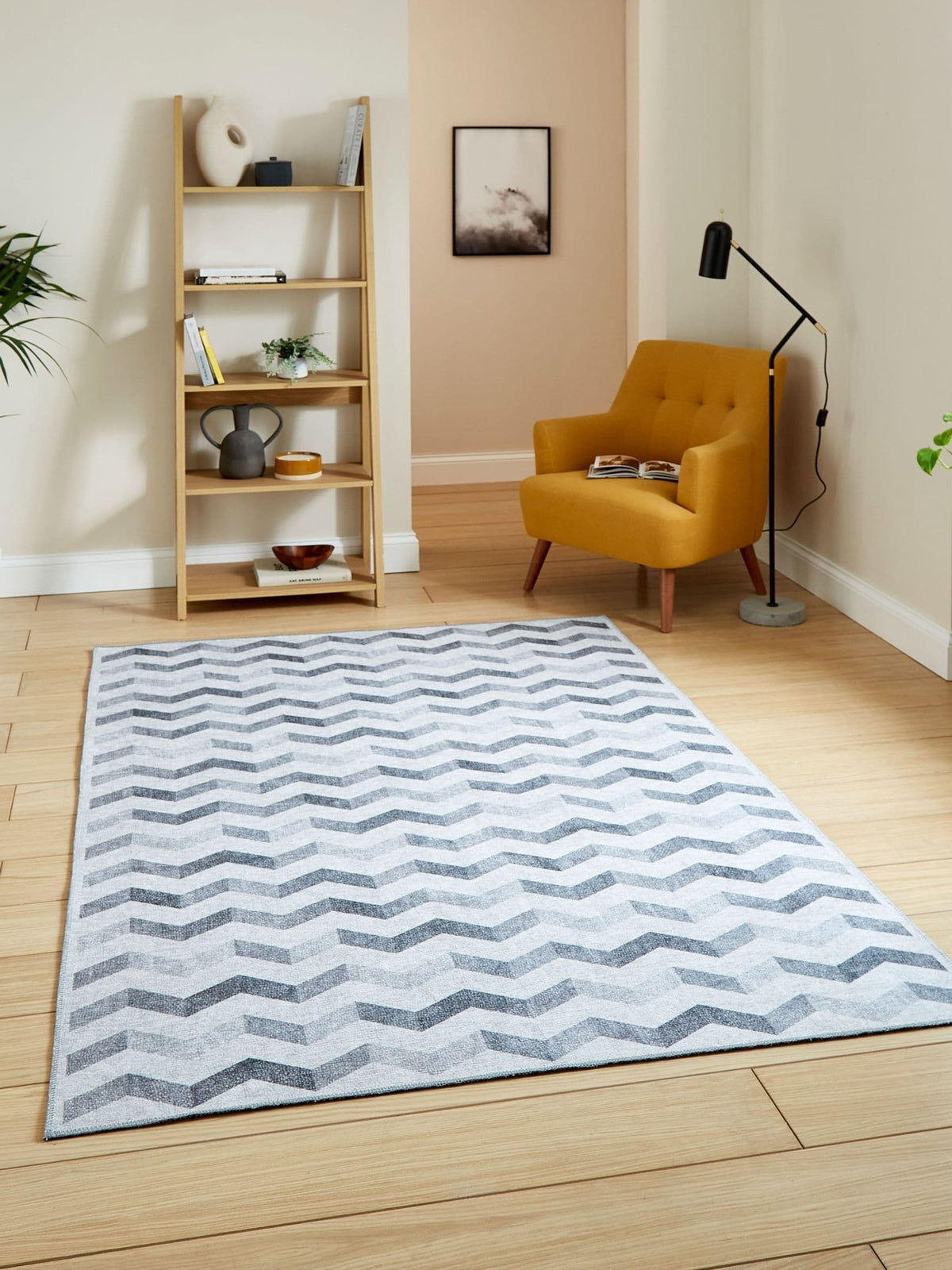 Think Rugs Grey Coral H1059 modern geometric rug, imported from the UK