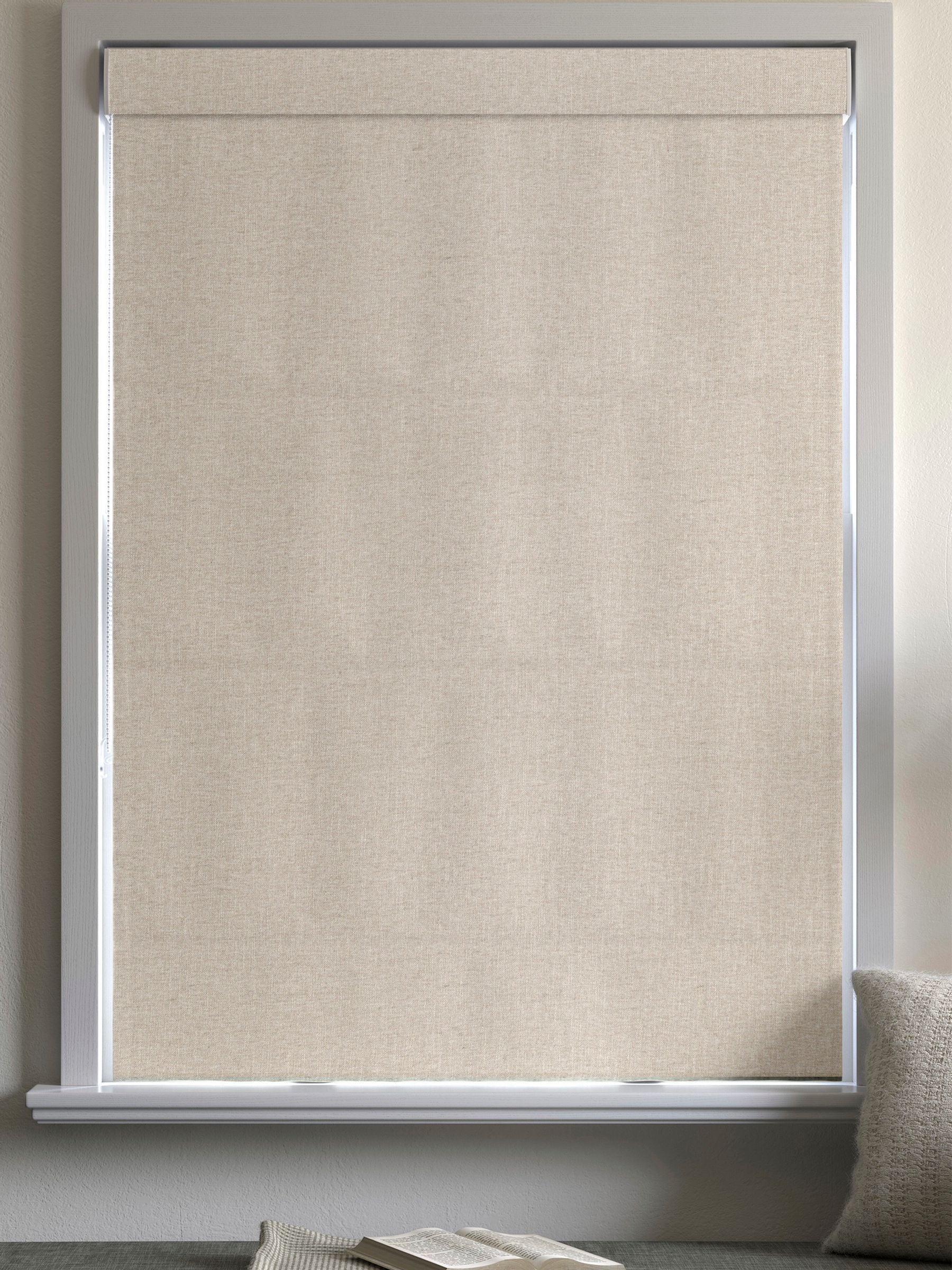 Heyburn roman blind champagne gold made to measure, imported from the UK
