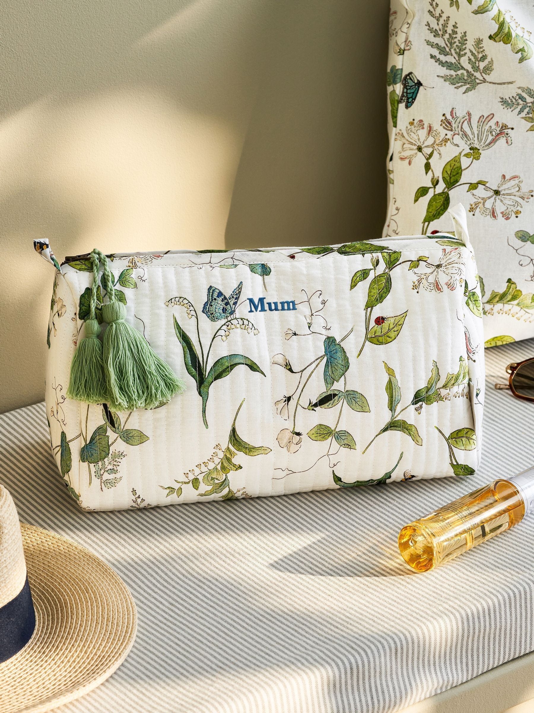 Sophie Allport cotton wash bag White Wild Floral design (British brand)
