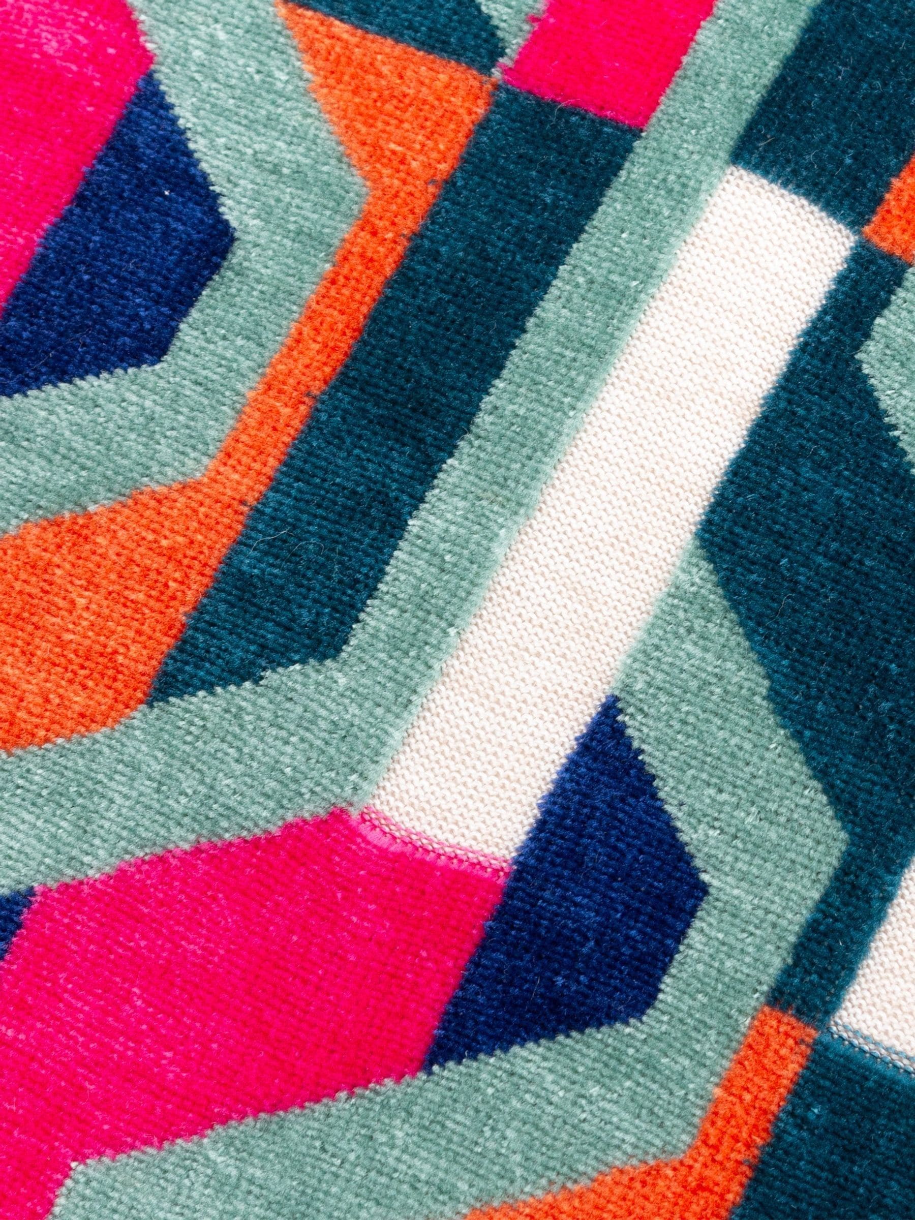 Furn Metro Prism Velvet Cushion 45x45 cm, UK version