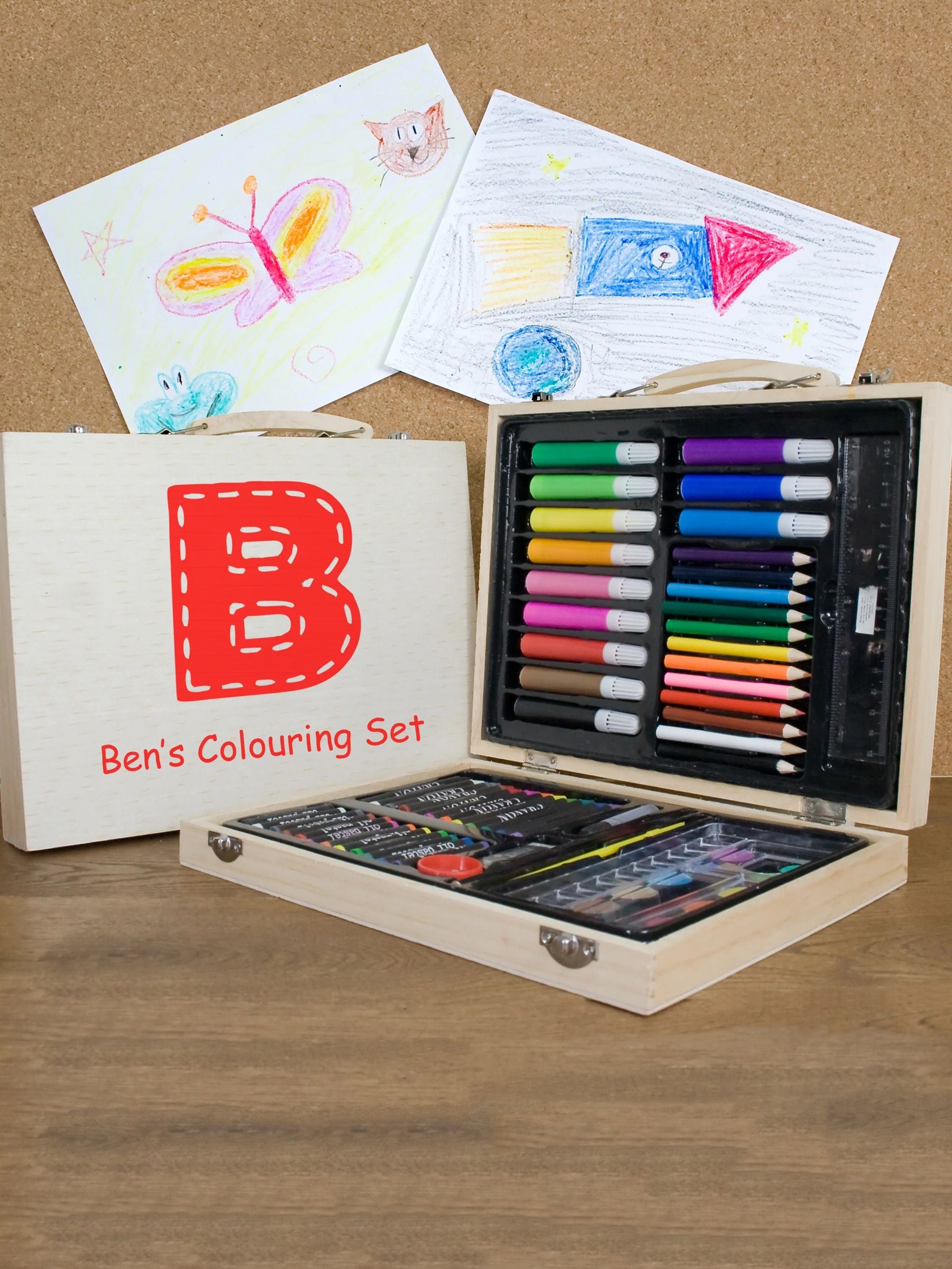 Treat Republic personalised colouring set red 63-piece, imported from the UK