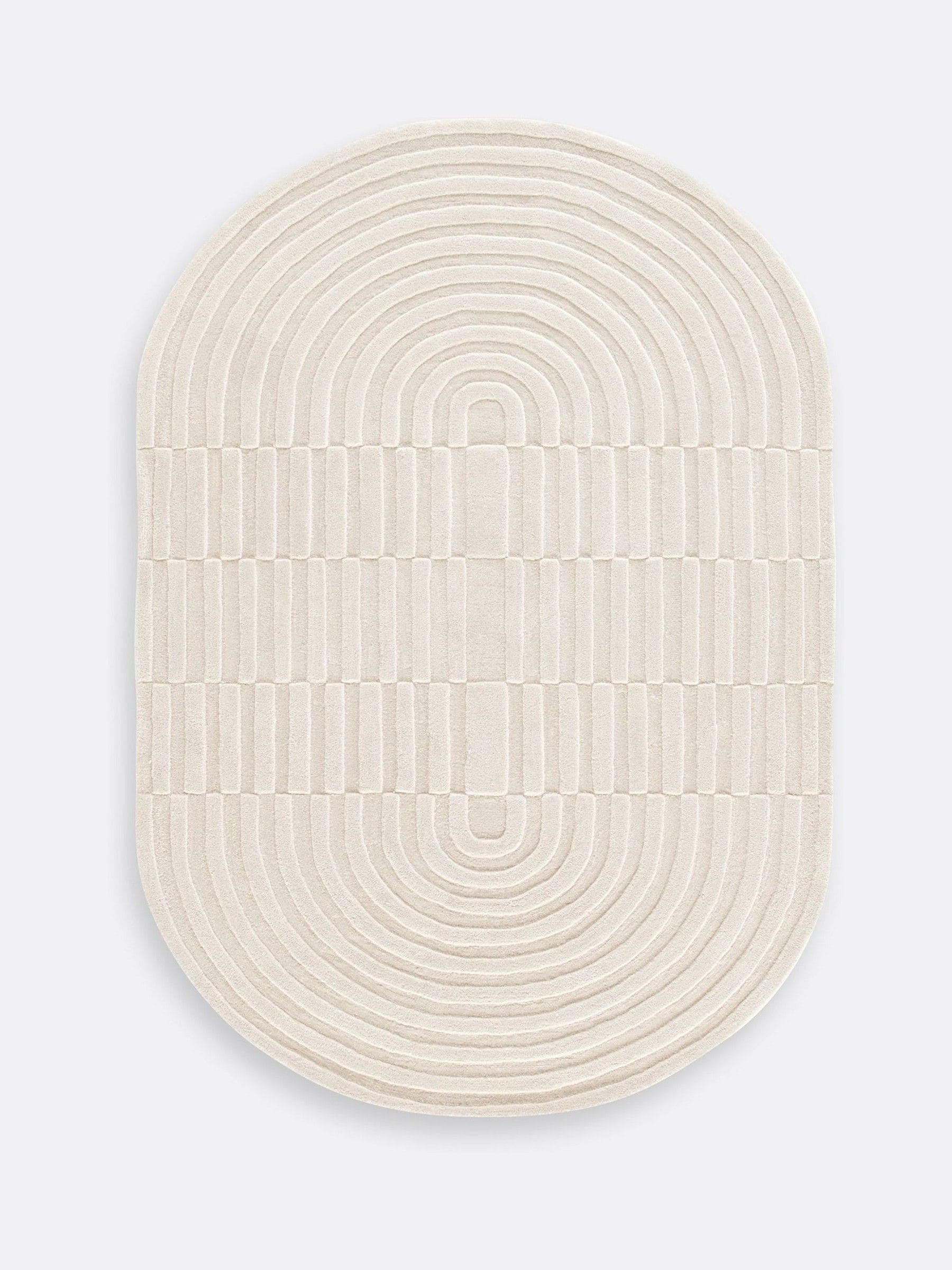 La Redoute Intérieurs Malko oval wool rug (British brand)