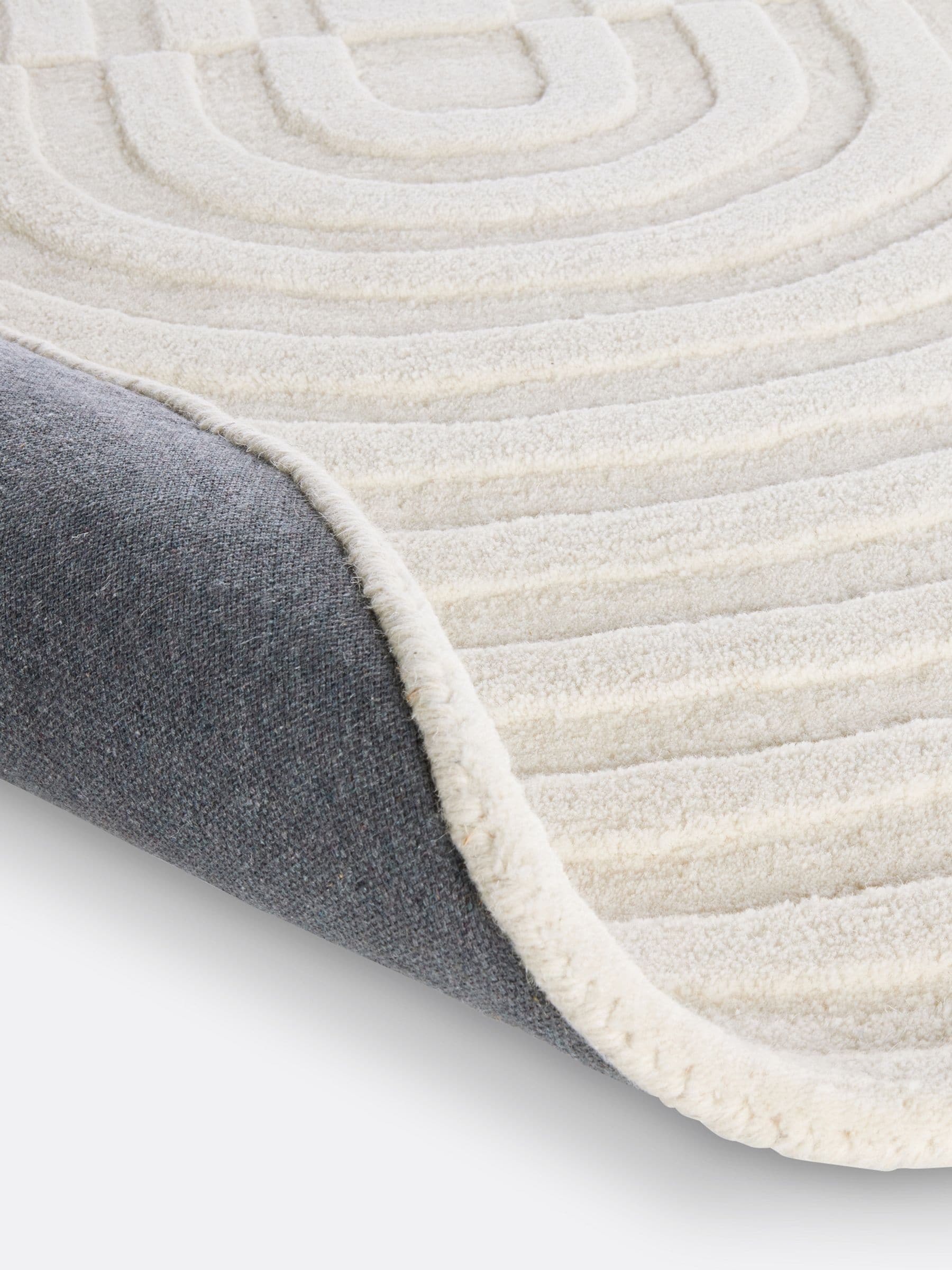 La Redoute Intérieurs Malko oval wool rug (British brand)