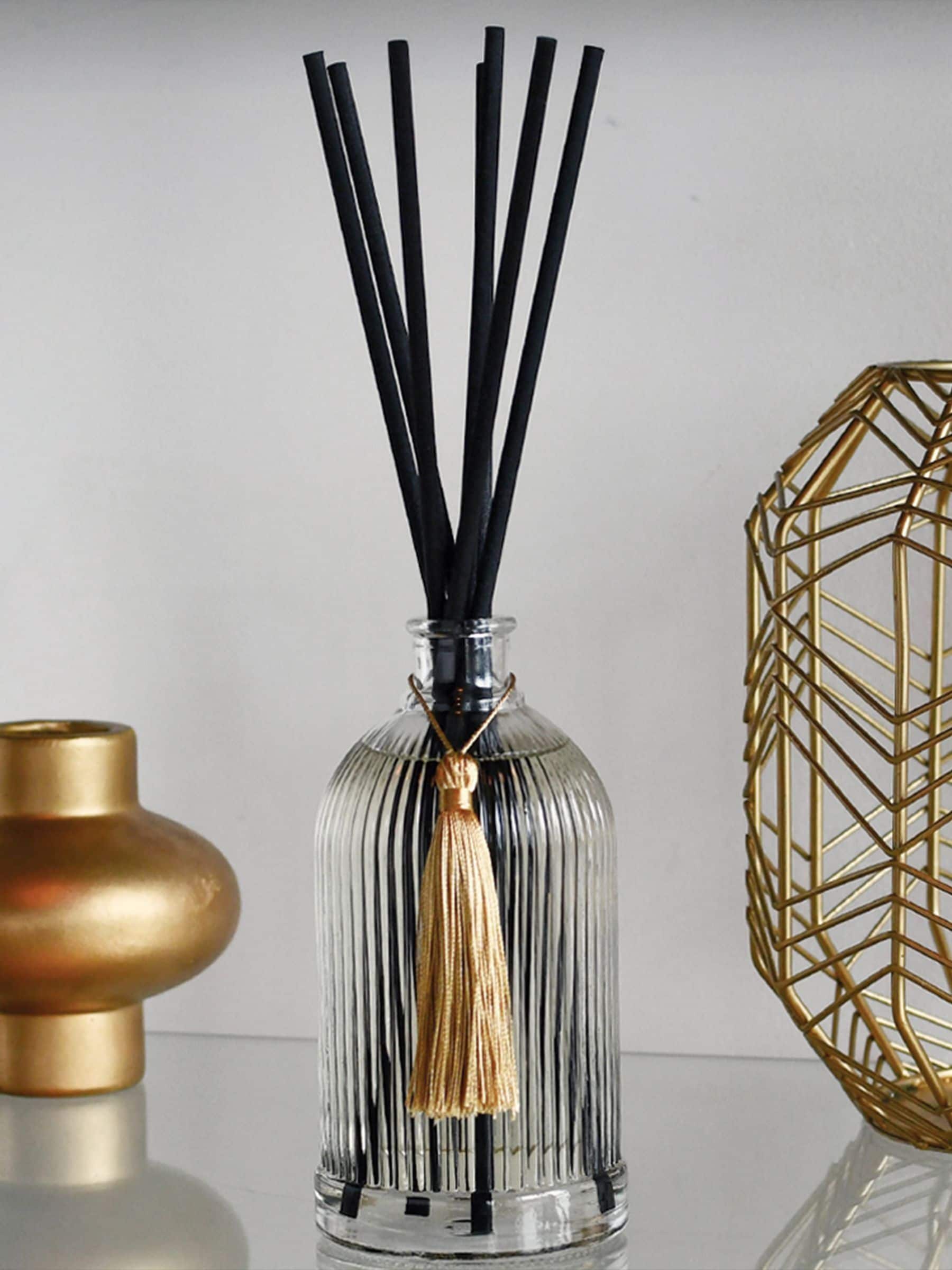 Made by Zen White Riad reed diffuser sandalwood and patchouli, UK version