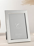 Widdop silverplated photo frame textured surface 5x7 inch, UK version