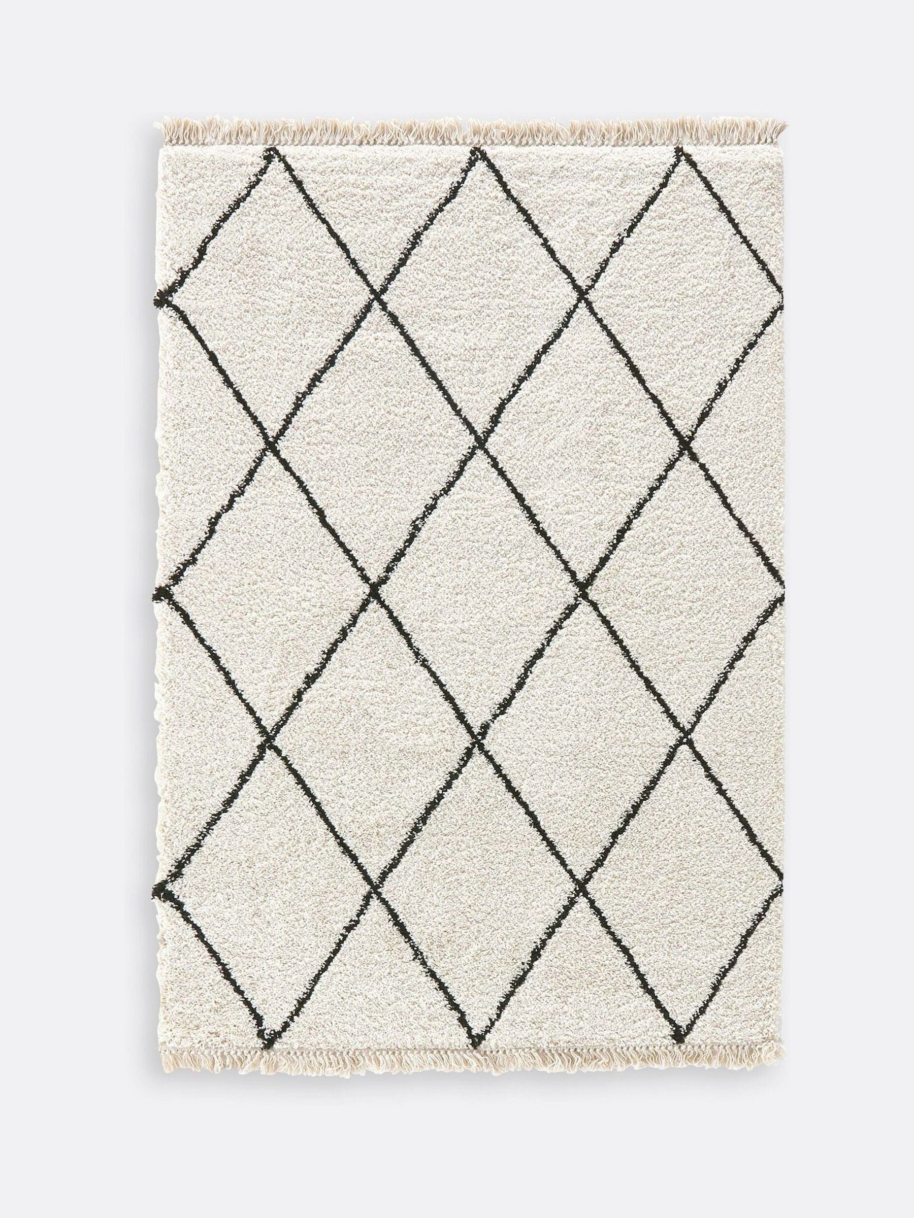 La Redoute Intérieurs Jiraya fringed berber rug (British brand)