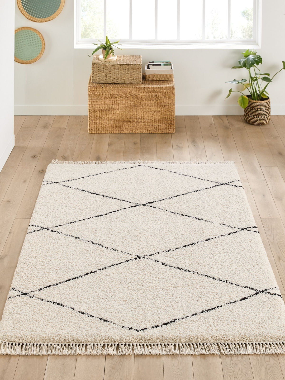 La Redoute Intérieurs Fatouh fringed Berber style rug in ecru, imported from the UK